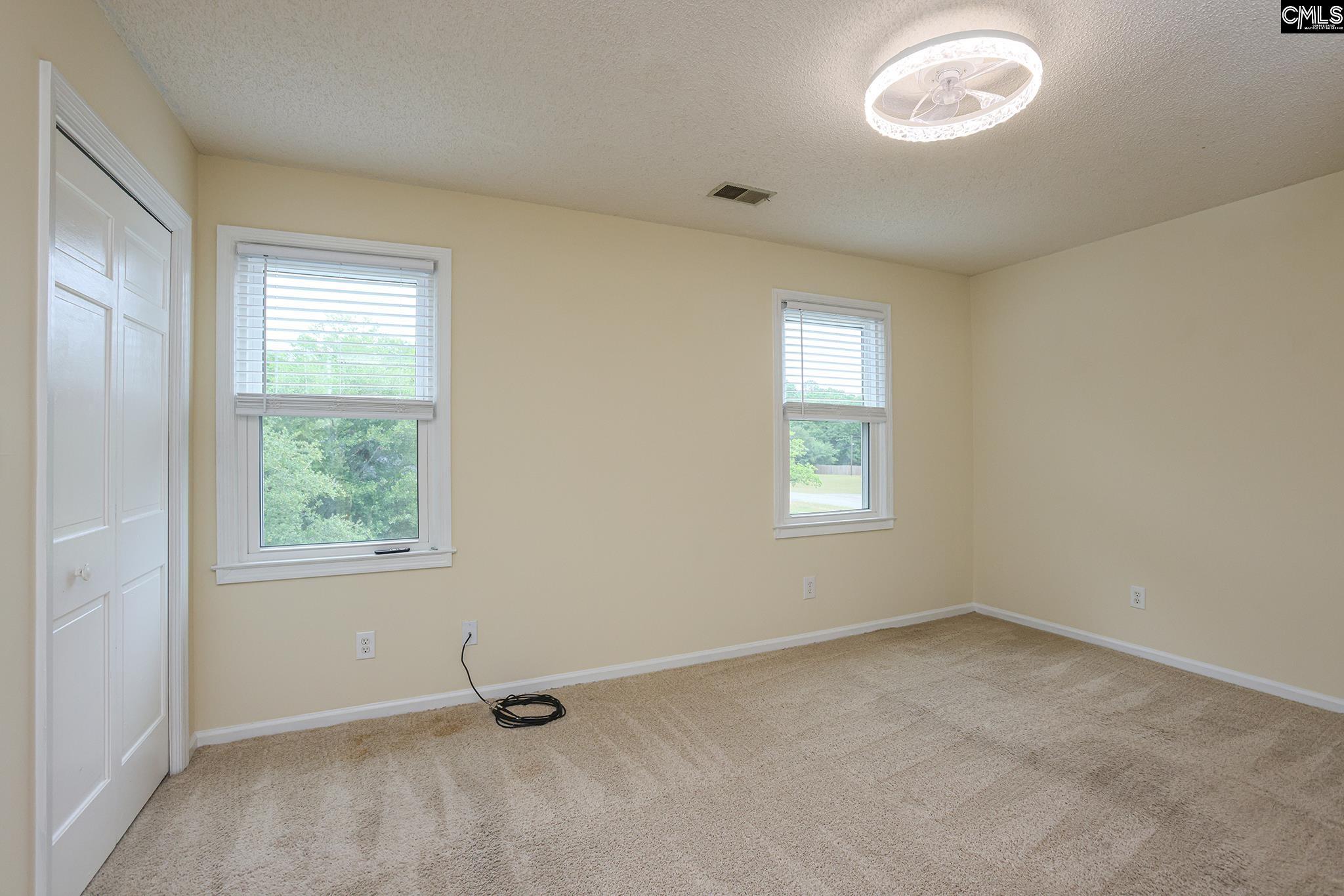 521 Wallac Way Lexington, SC 29073