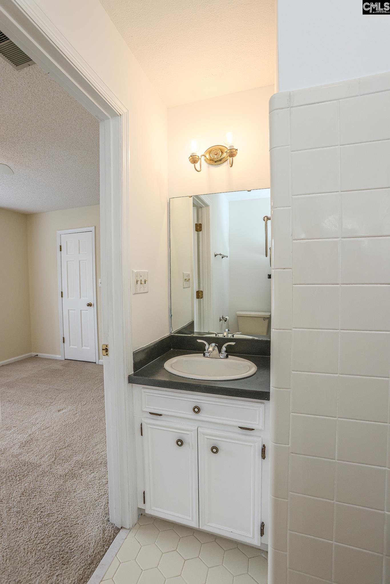 521 Wallac Way Lexington, SC 29073