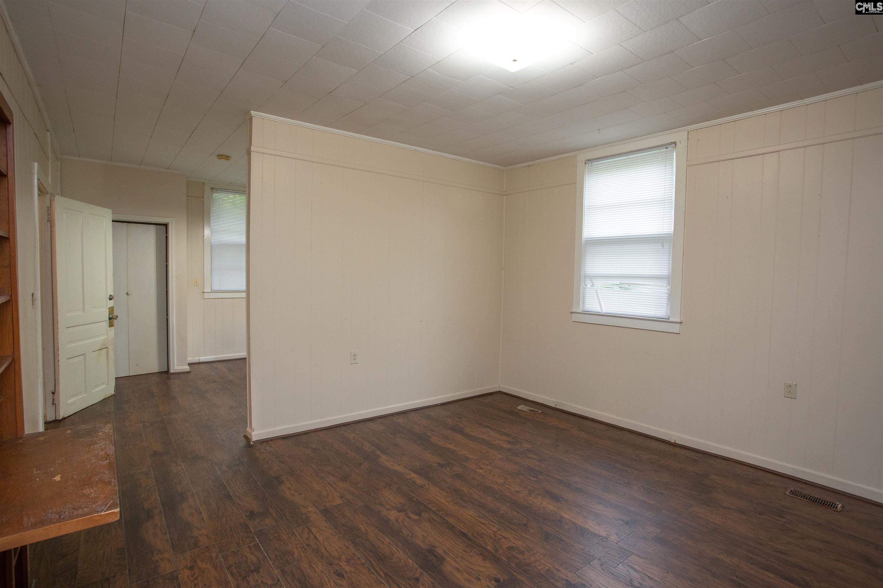207 N Lee Street Bishopville, SC 29010-0000