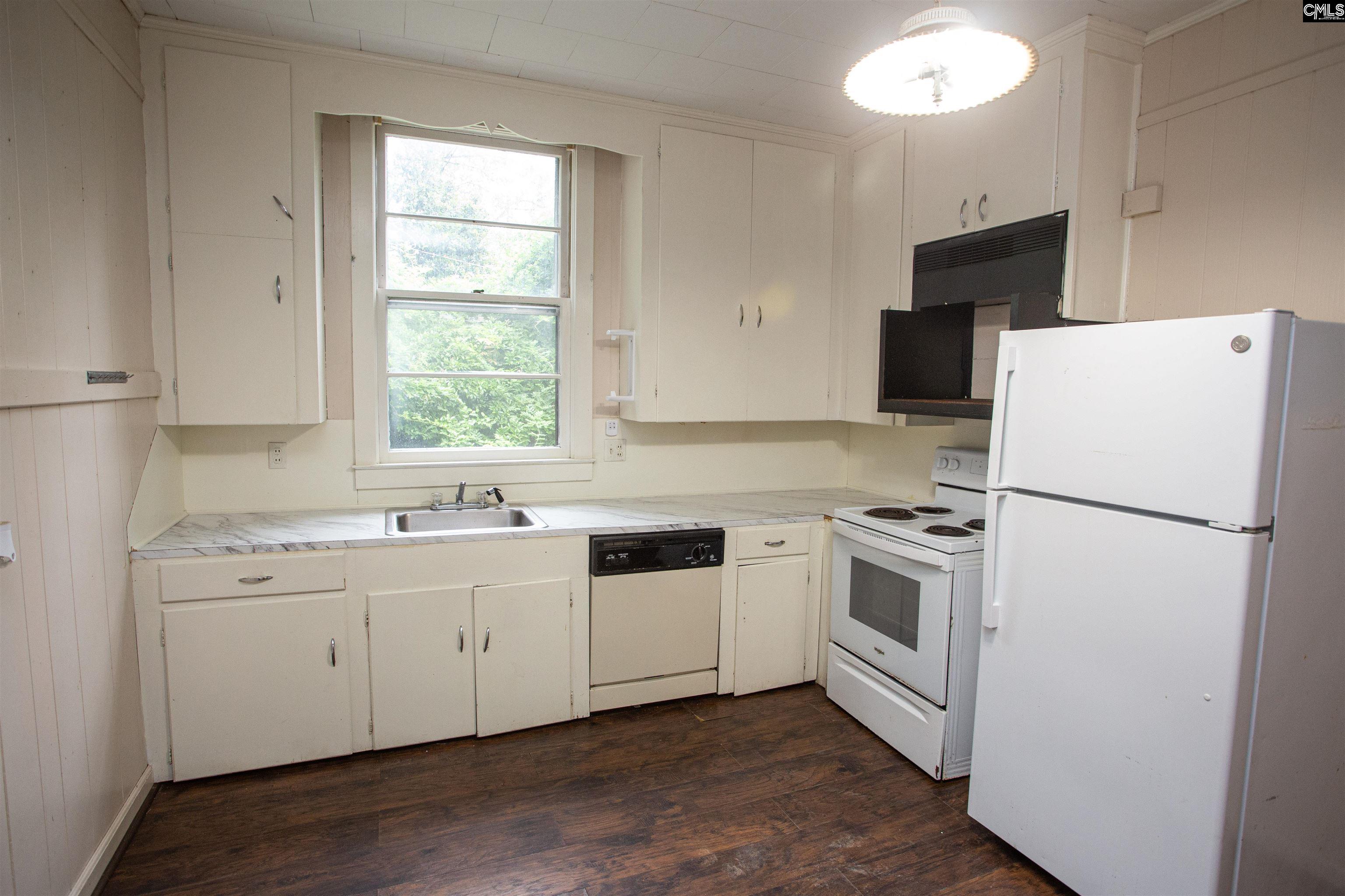 207 N Lee Street Bishopville, SC 29010-0000