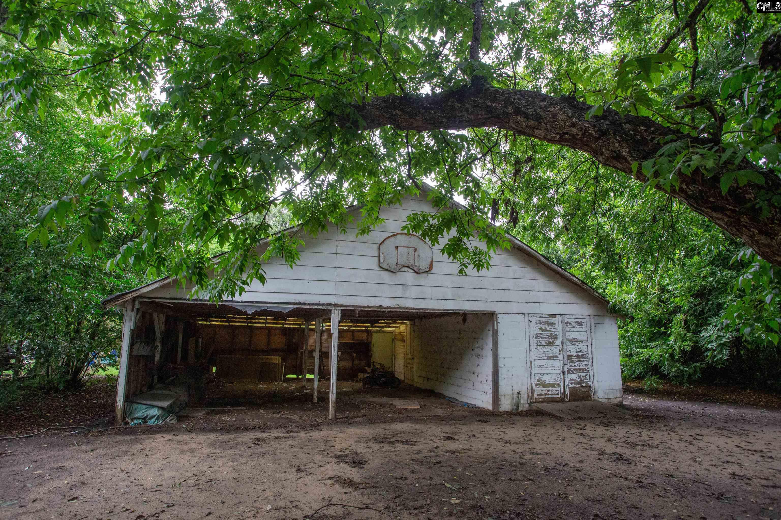 207 N Lee Street Bishopville, SC 29010-0000