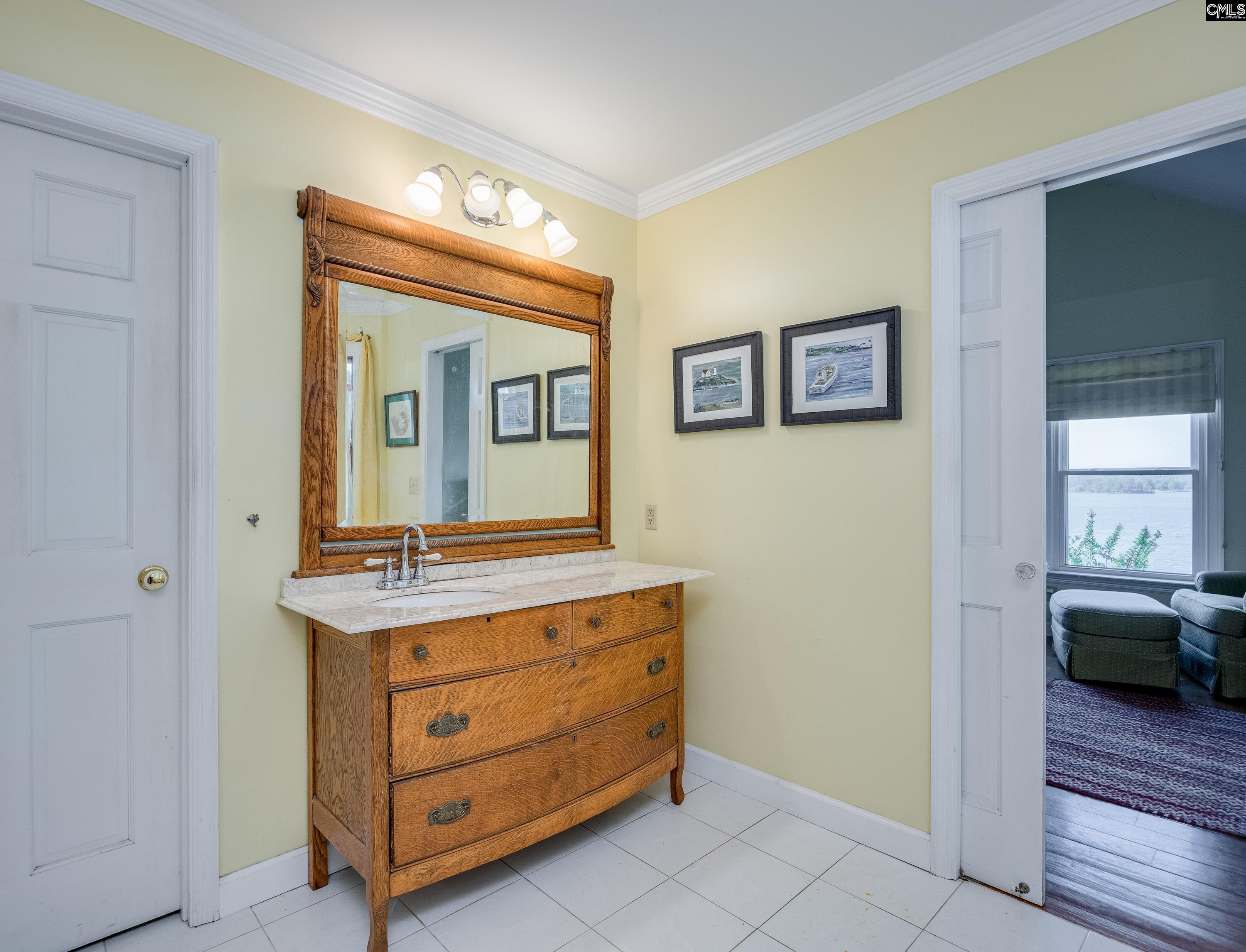 2577 Harbor View Road Camden, SC 29020