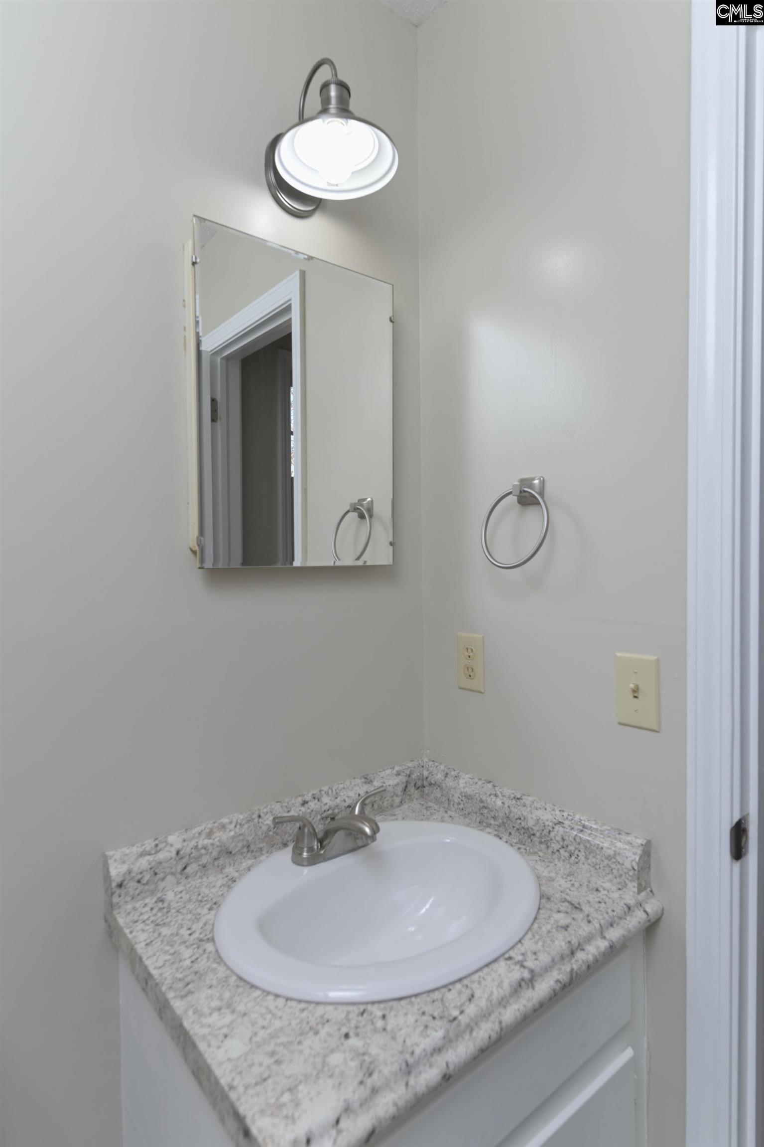 5802 McMillan Circle Columbia, SC 29212