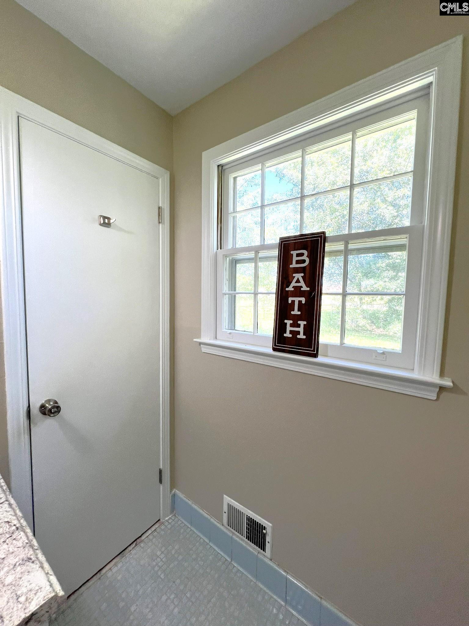 5802 McMillan Circle Columbia, SC 29212