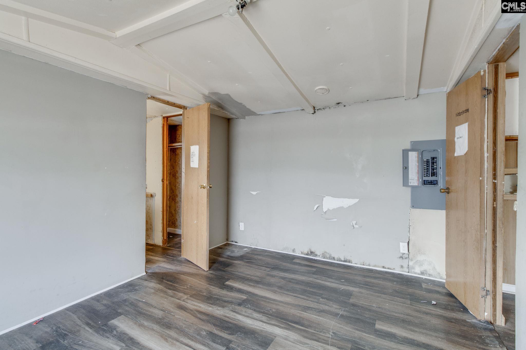 267 Bell Road Mayesville, SC 29104