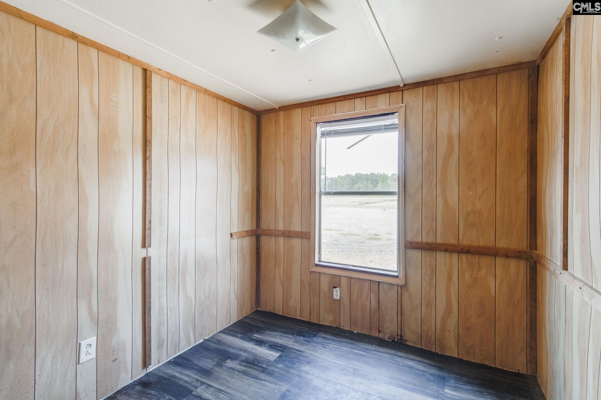 267 Bell Road Mayesville, SC 29104