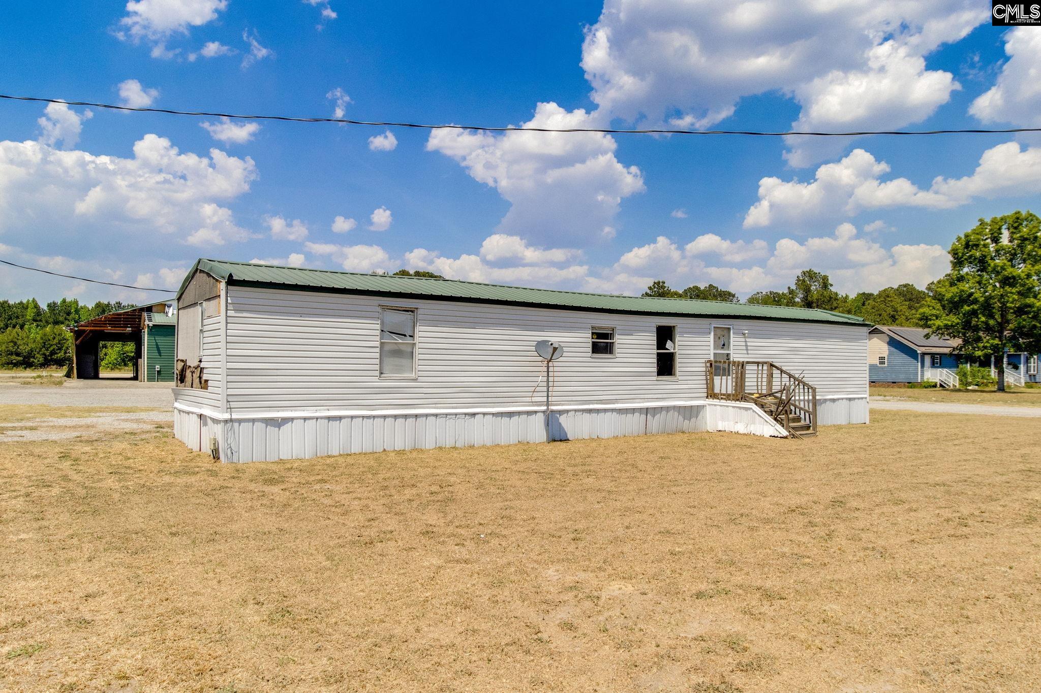 267 Bell Road Mayesville, SC 29104