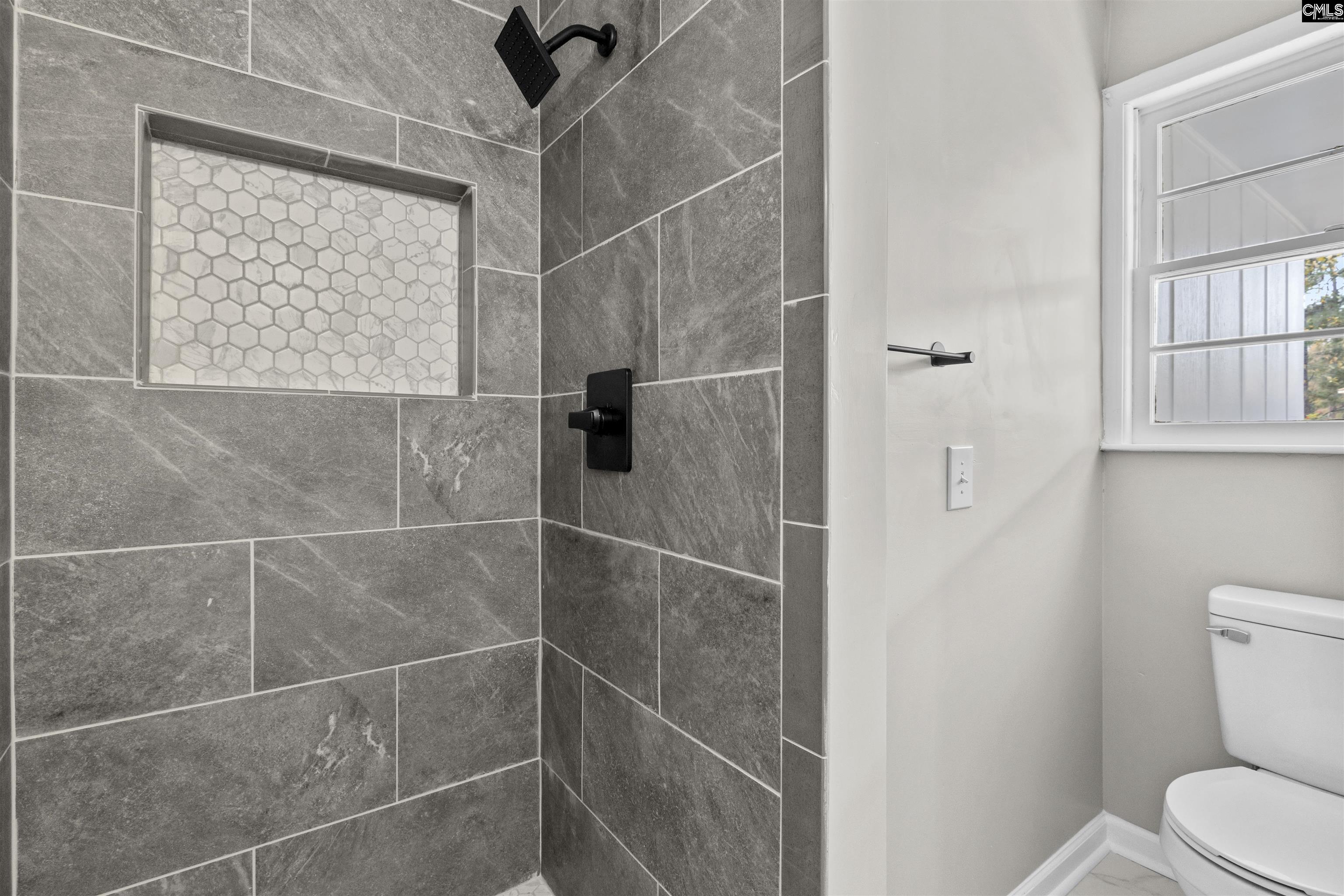 2529 Stonehenge Drive Cayce, SC 29033