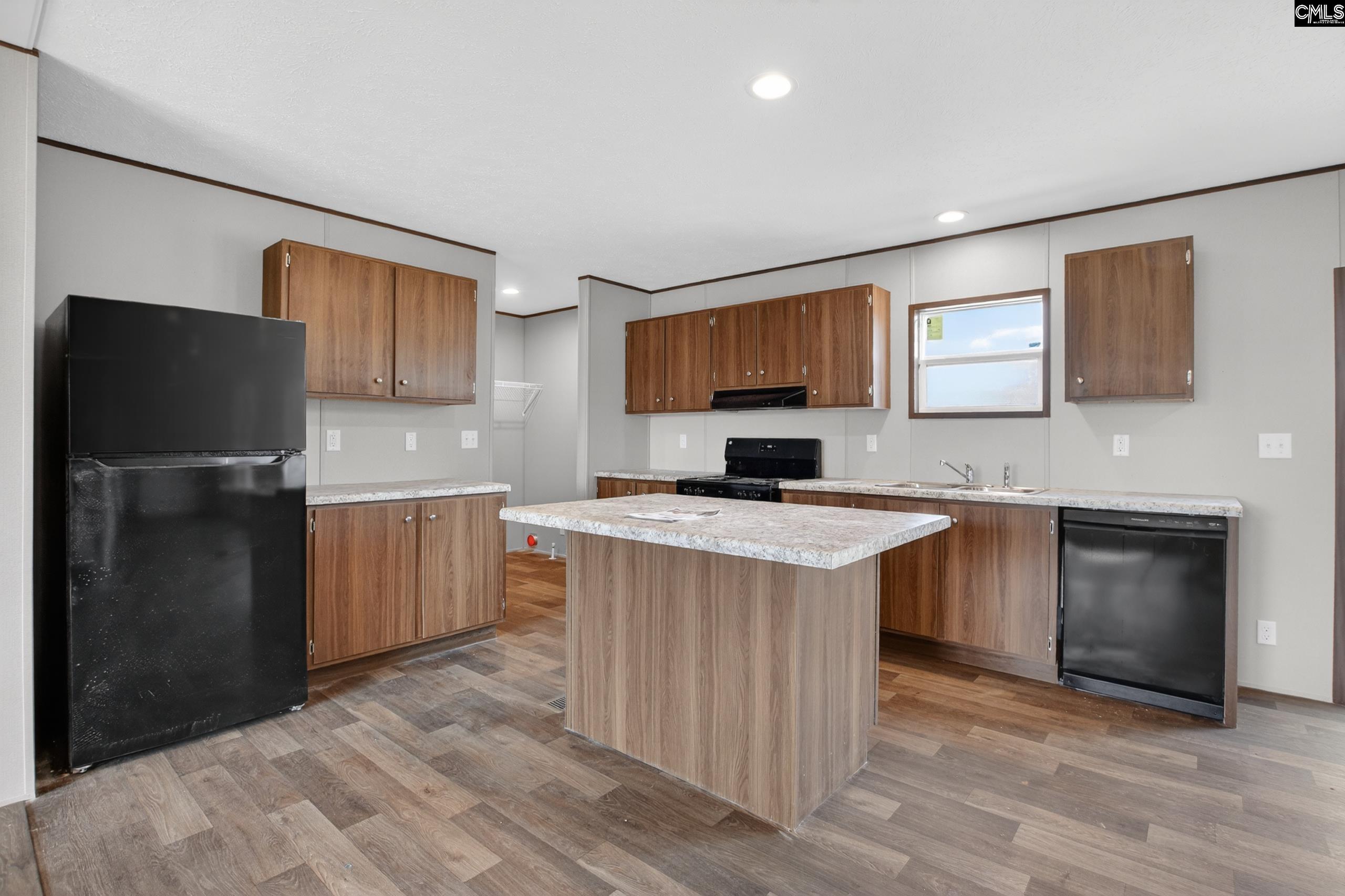 26 F. R. Huff Road St. Matthews, SC 29135
