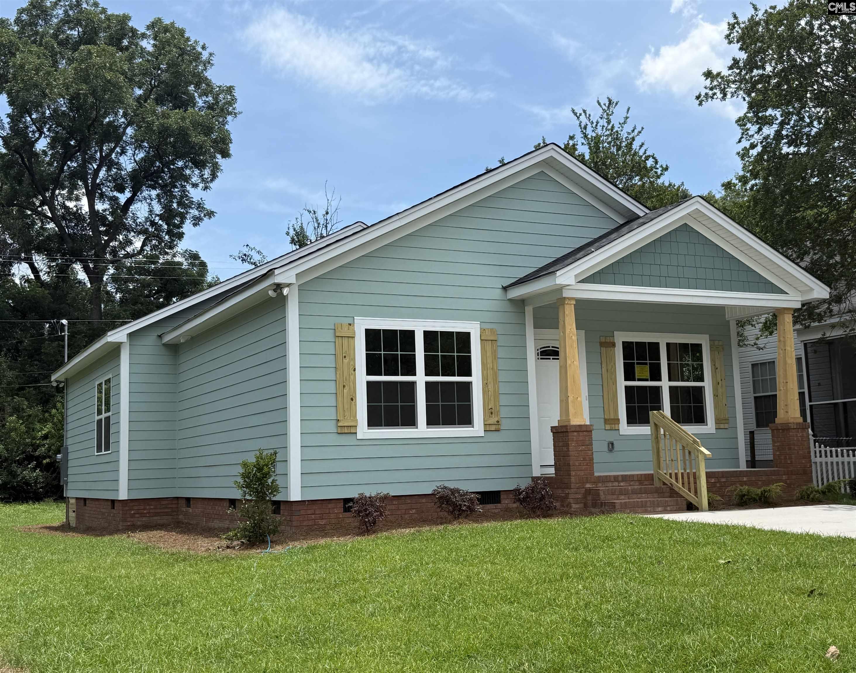 735 Lexington Ave Cayce, SC 29033