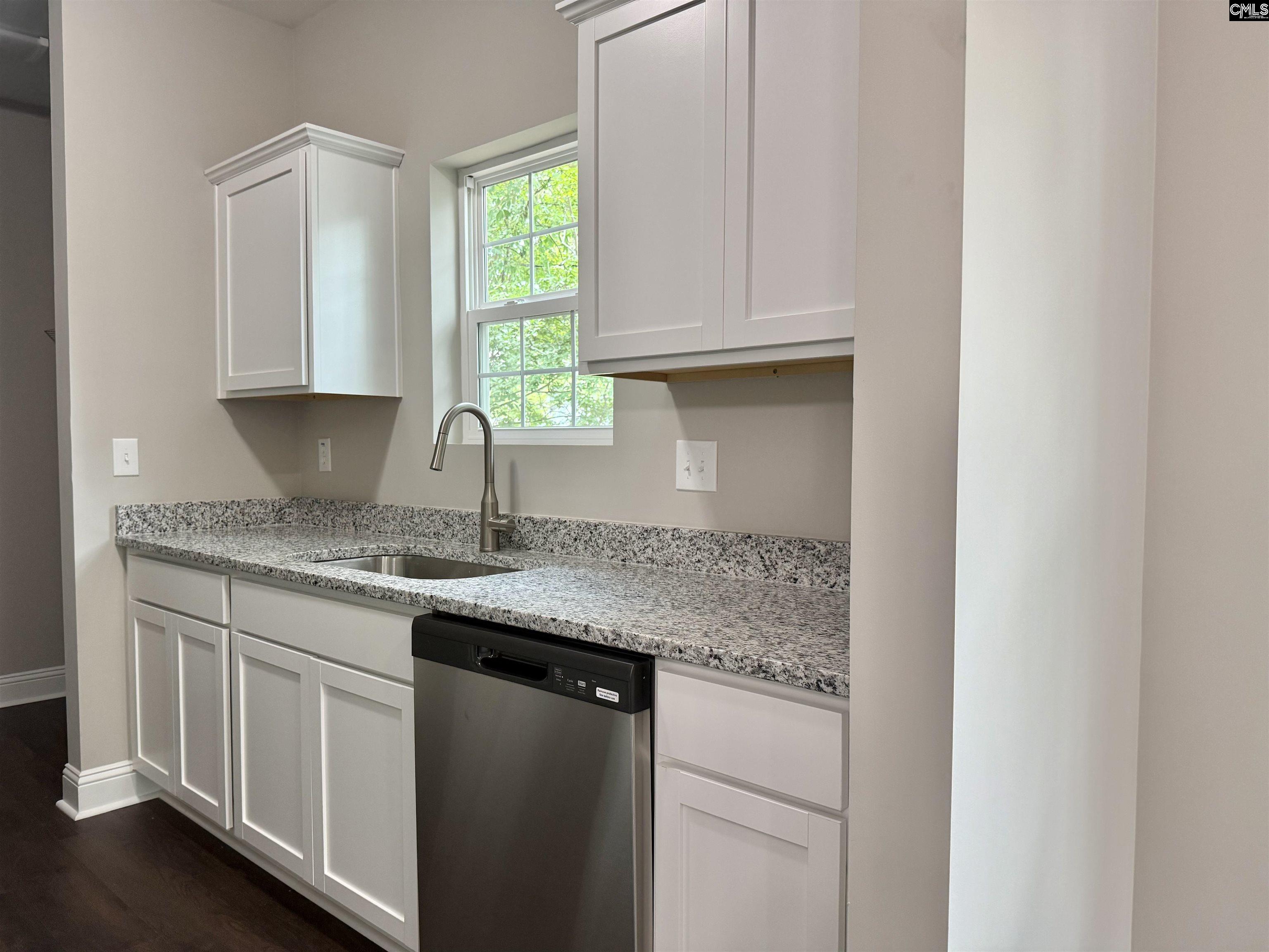 735 Lexington Ave Cayce, SC 29033