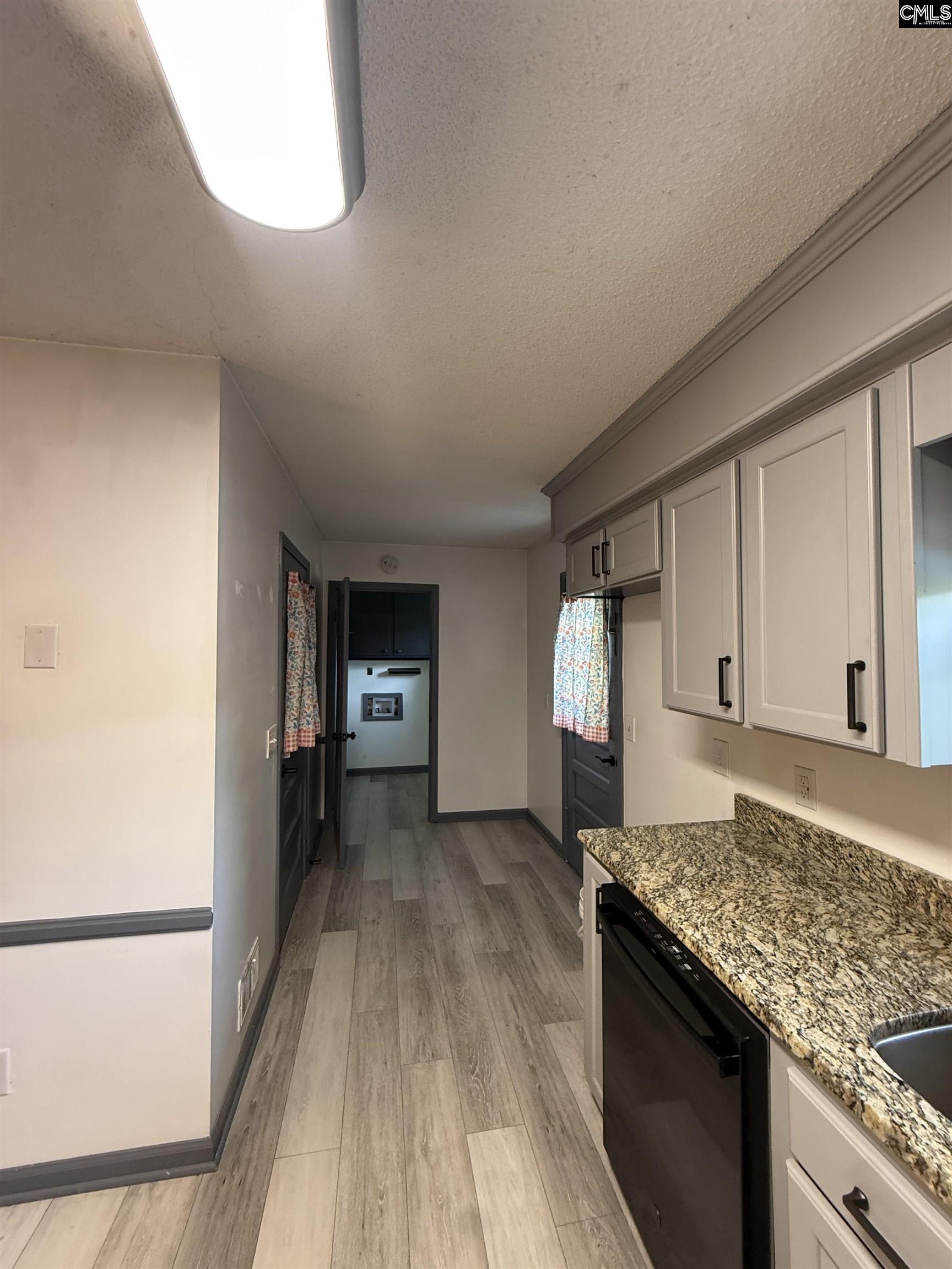 326 Townes Rd Columbia, SC 29210-3735