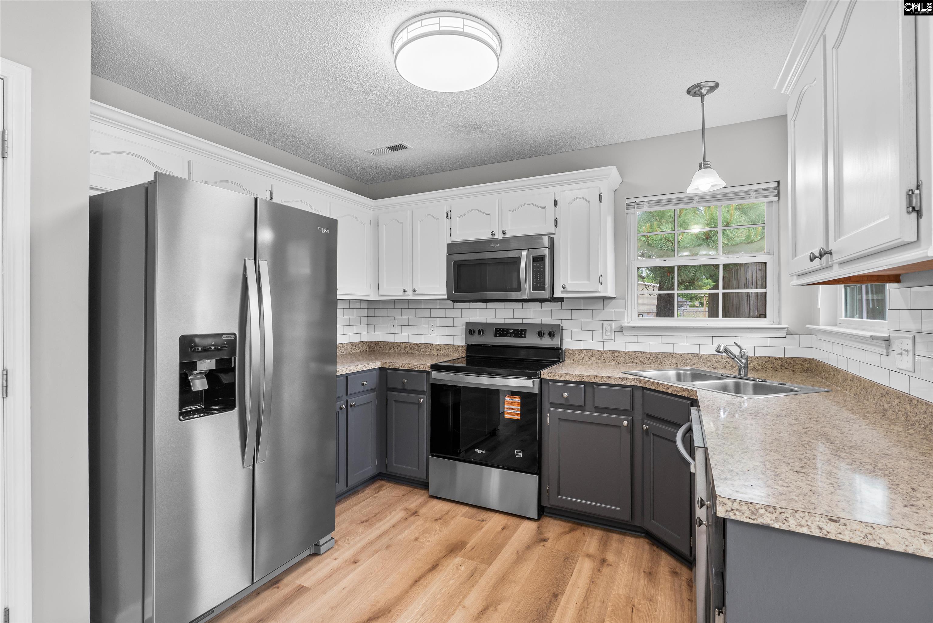 3795 Delaware Drive Dalzell, SC 29040