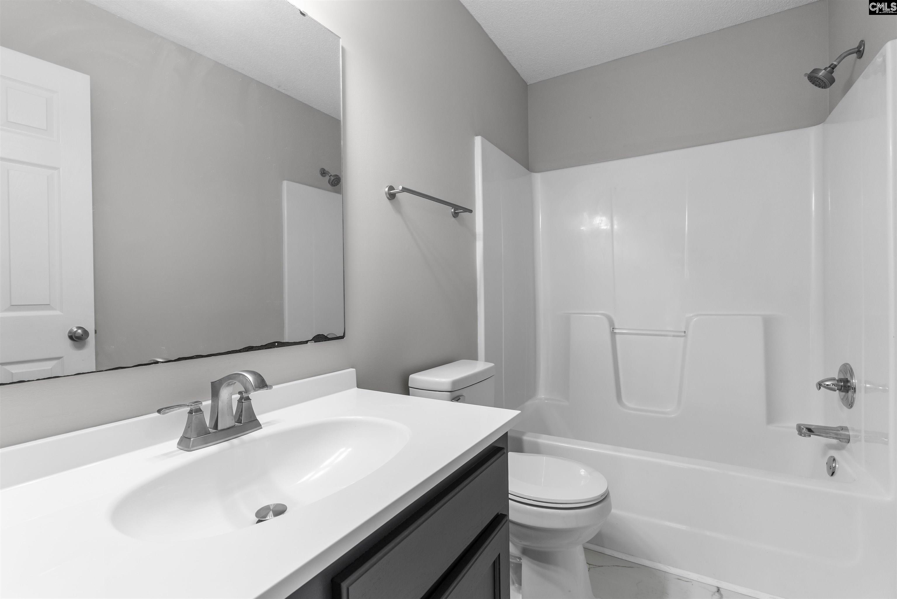 3795 Delaware Drive Dalzell, SC 29040