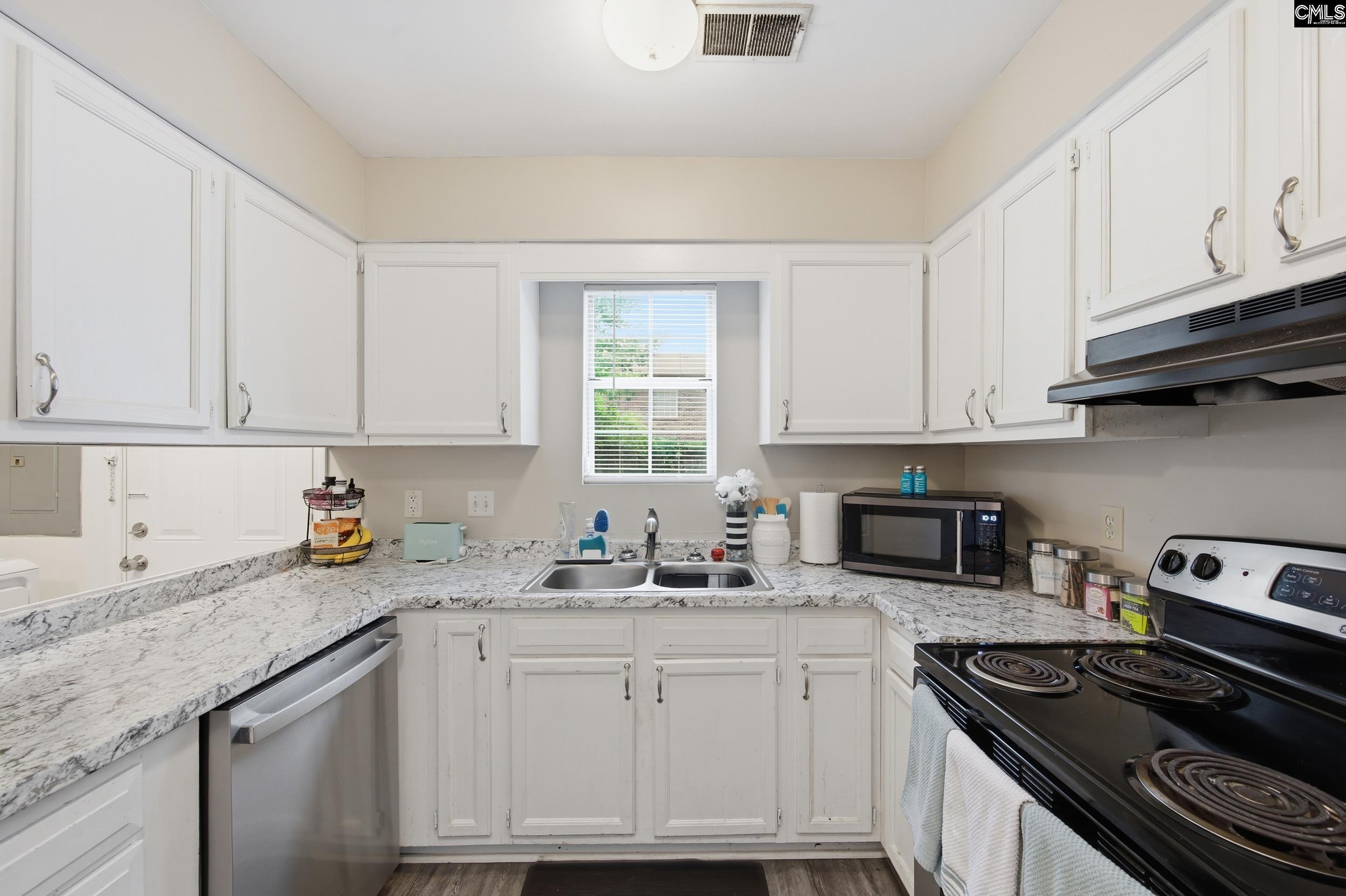 1158 Cloister Place Columbia, SC 29210
