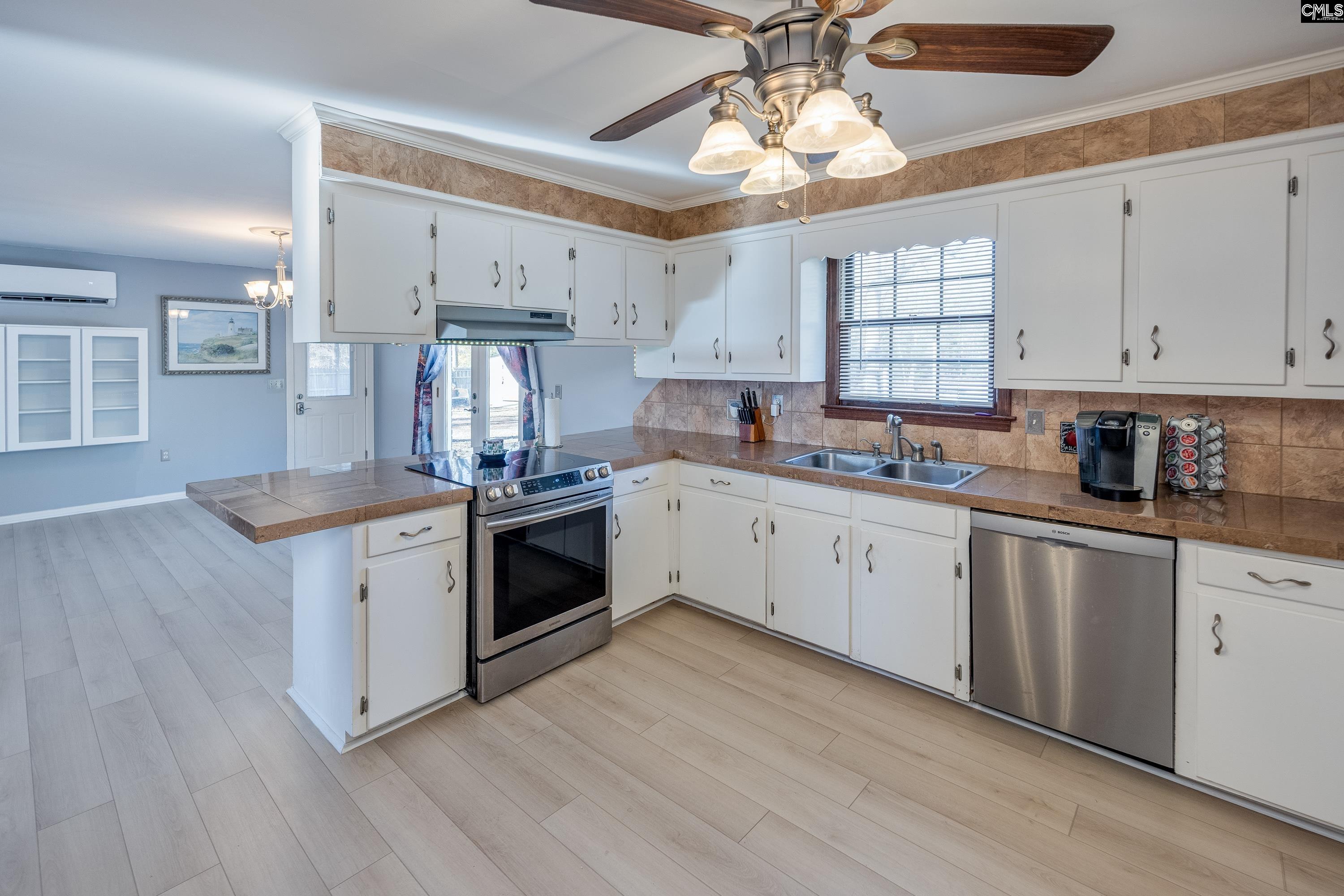 540 Lakeshore Drive Chapin, SC 29036