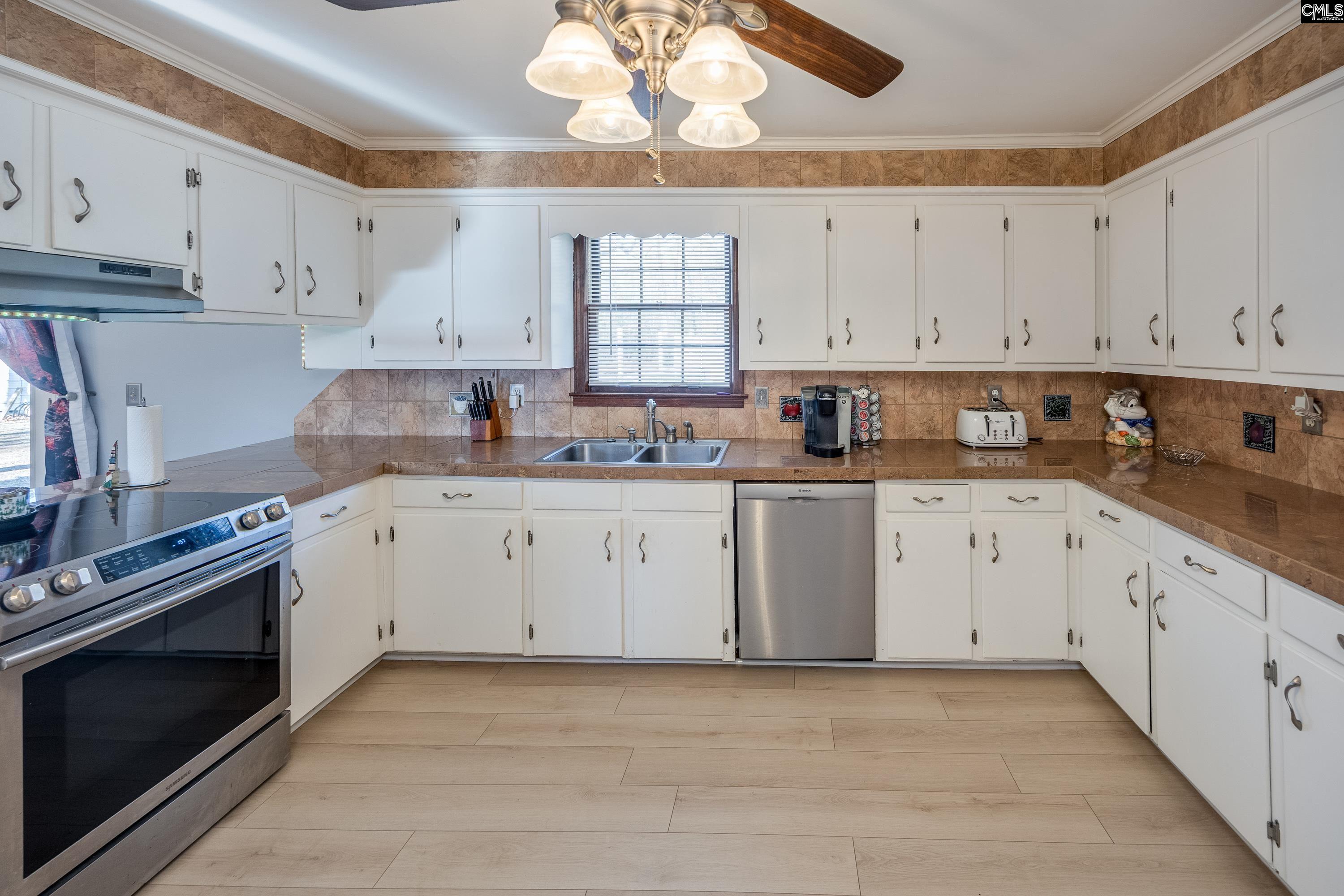 540 Lakeshore Drive Chapin, SC 29036