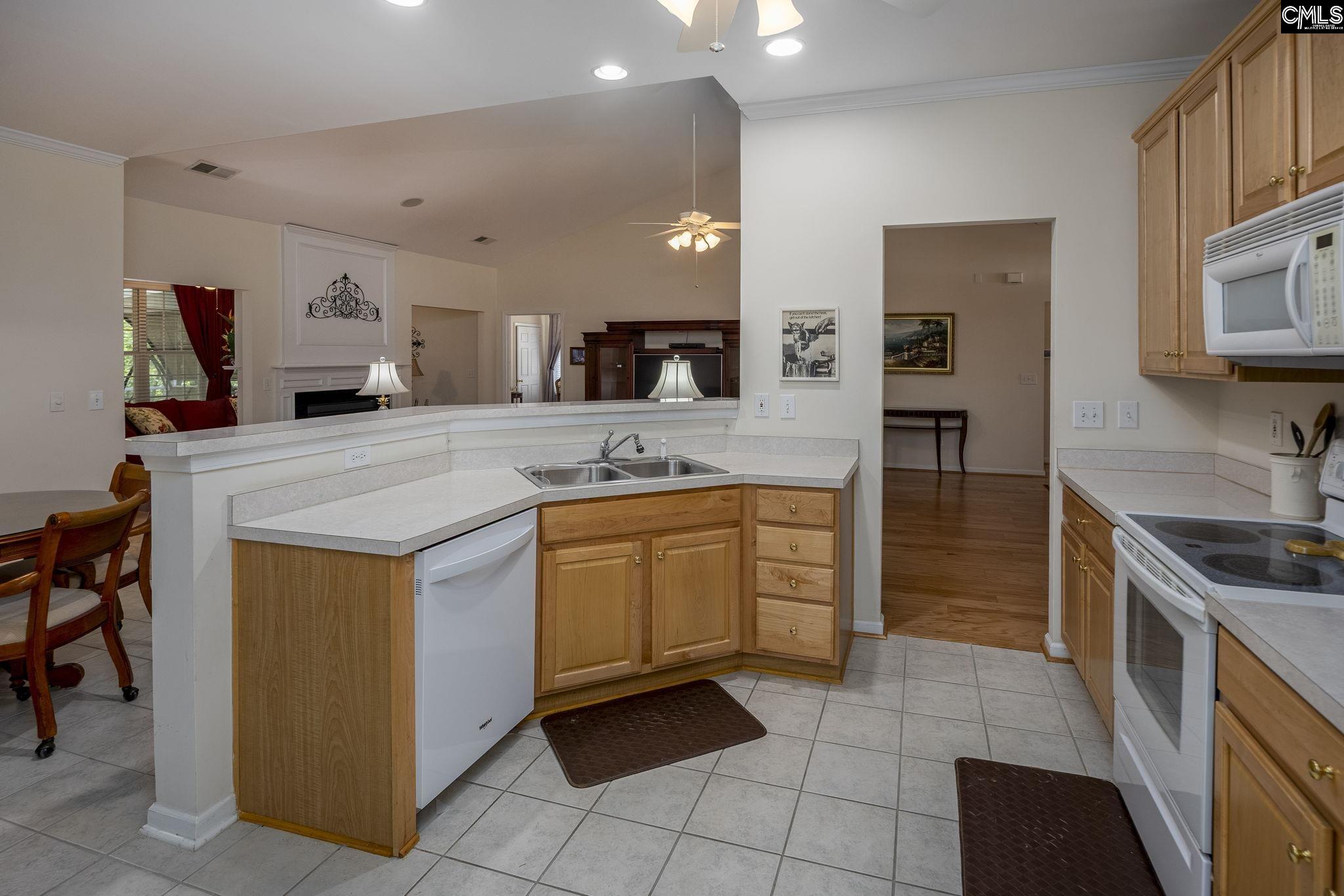 124 Cobblers Glen Court Lexington, SC 29072