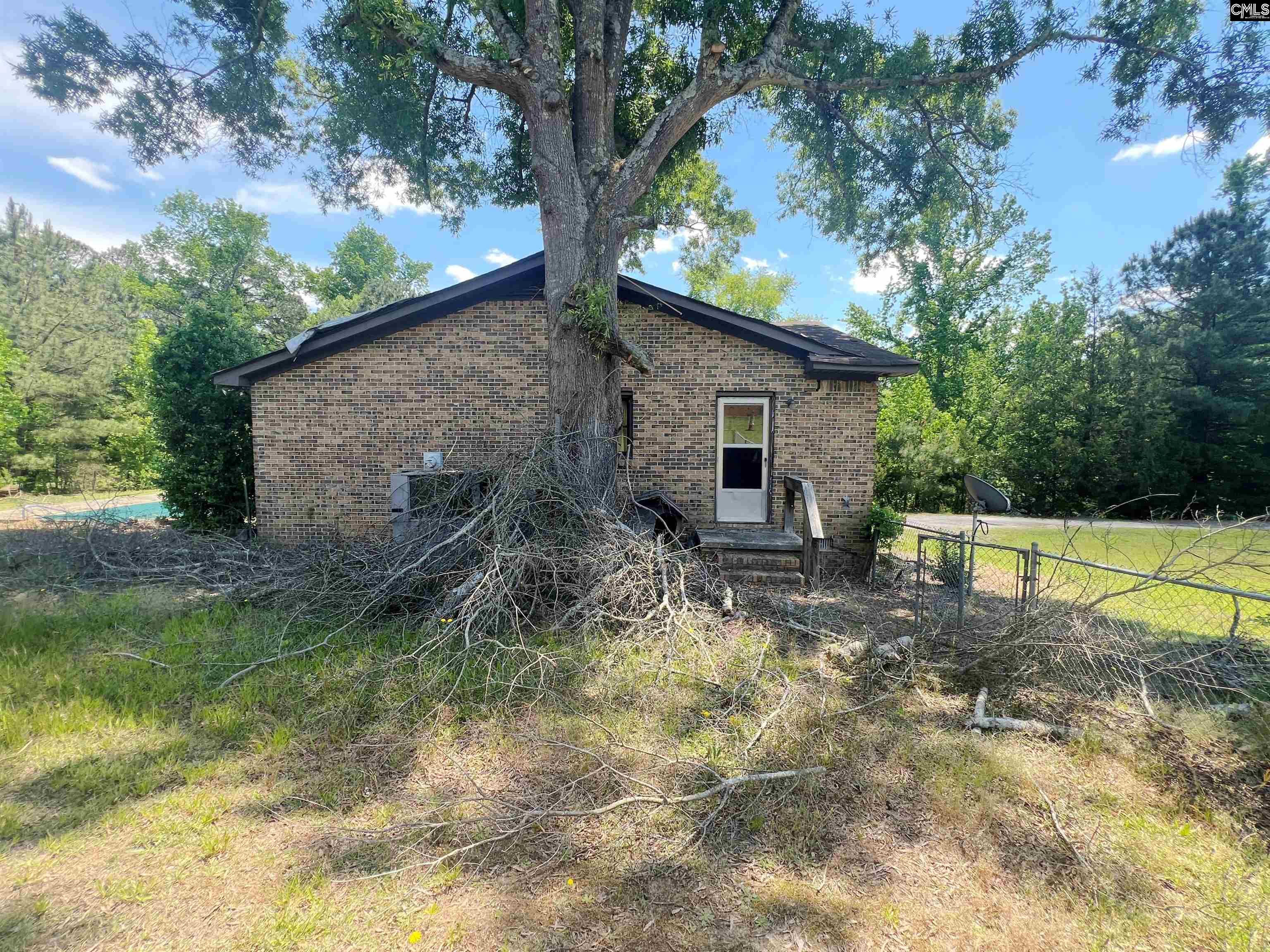 554 Woodland Road Silverstreet, SC 29145