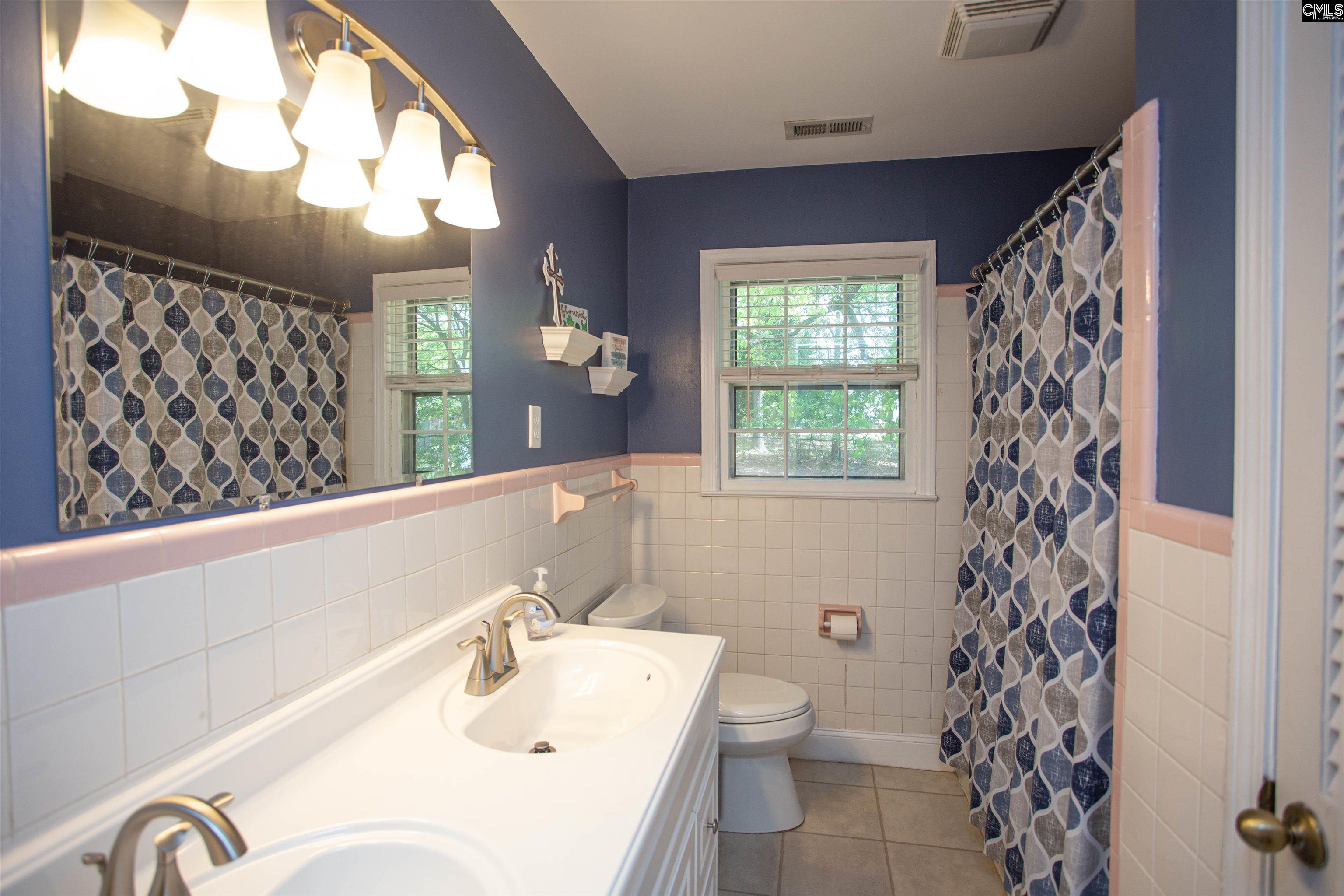 203 Welsh Street Camden, SC 29020-0000