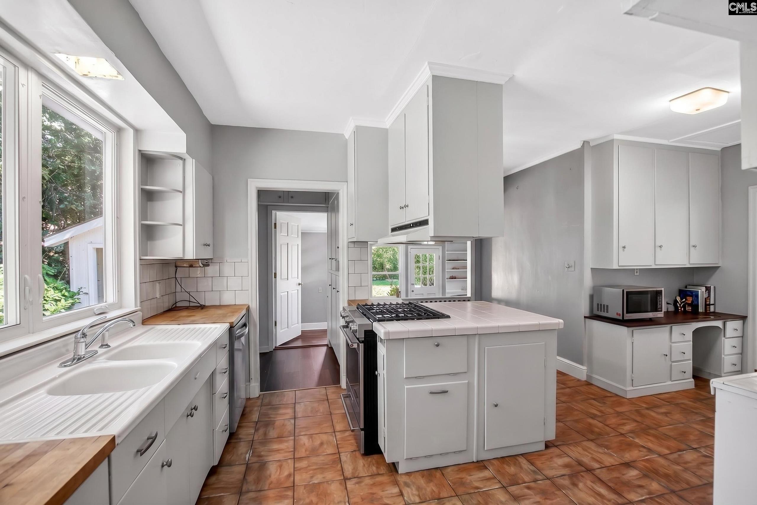 512 Carrison Street Camden, SC 29020