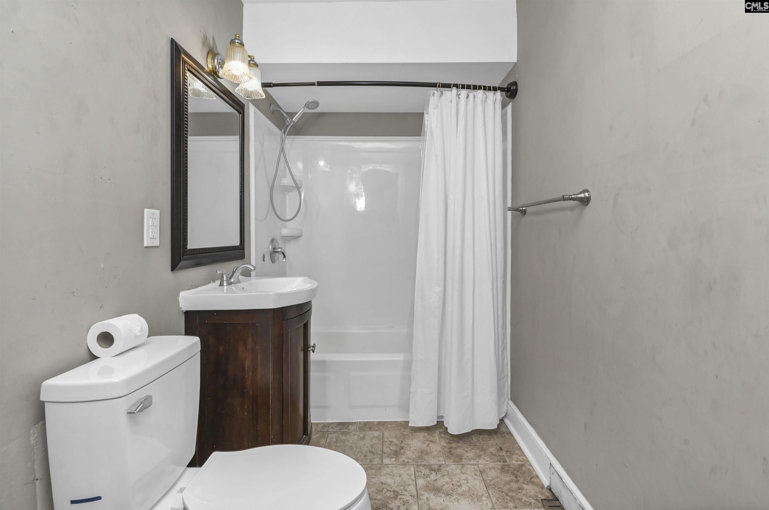1709 D Avenue West Columbia, SC 29169