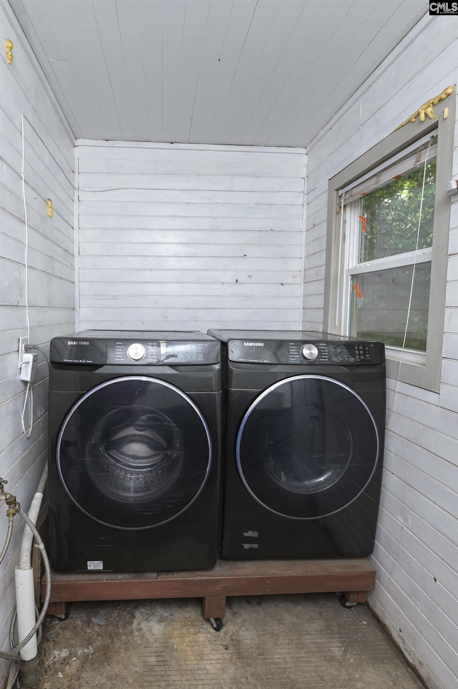 1709 D Avenue West Columbia, SC 29169