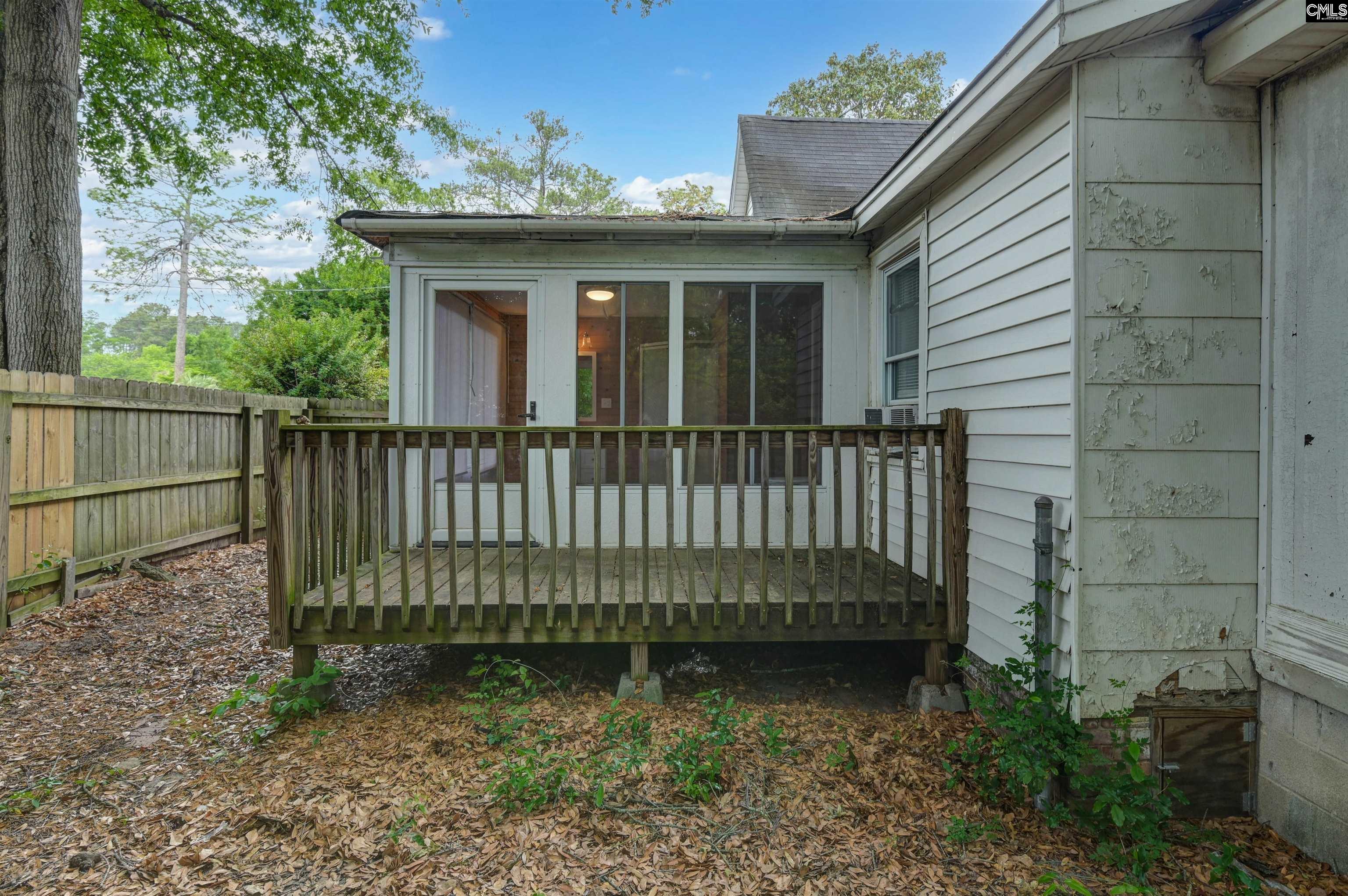 1709 D Avenue West Columbia, SC 29169