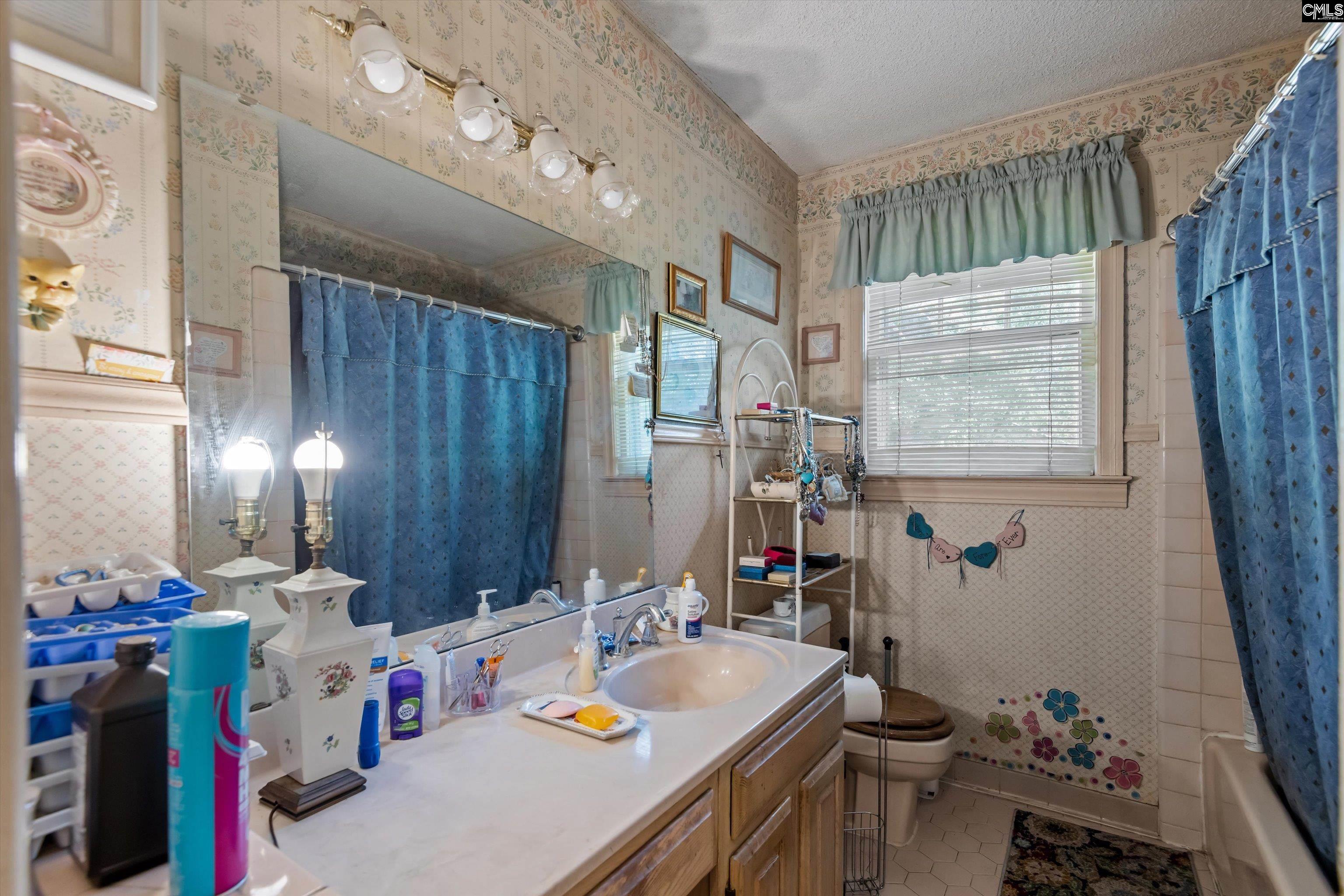 1009 Lafayette Avenue Cayce, SC 29033