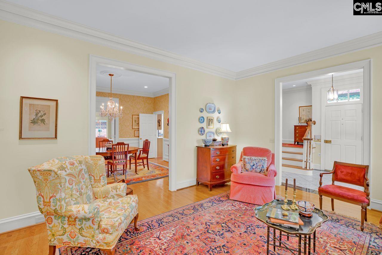 33 Lakeview Circle Columbia, SC 29206