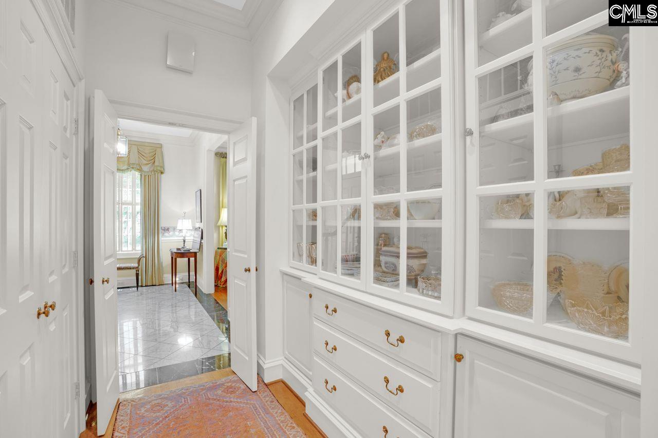 33 Lakeview Circle Columbia, SC 29206