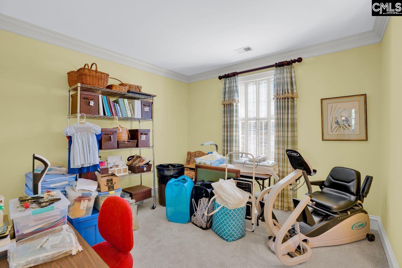 33 Lakeview Circle Columbia, SC 29206