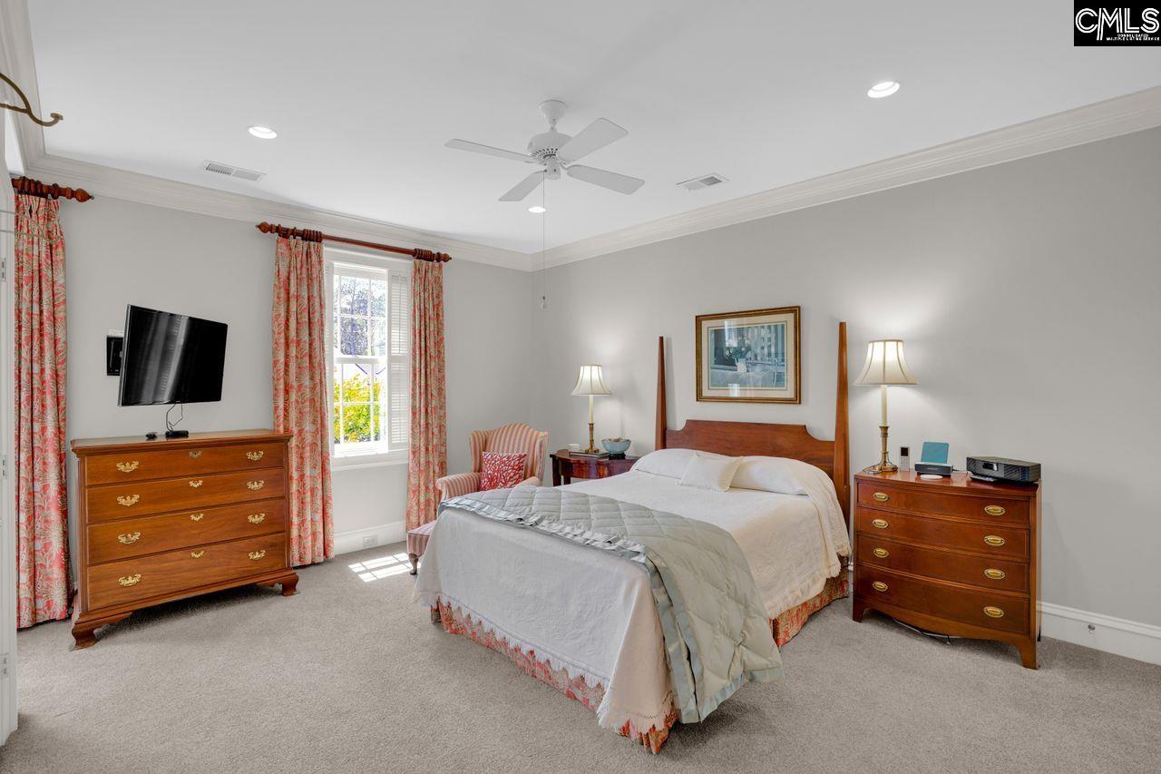 33 Lakeview Circle Columbia, SC 29206