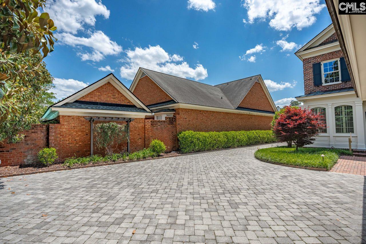 33 Lakeview Circle Columbia, SC 29206