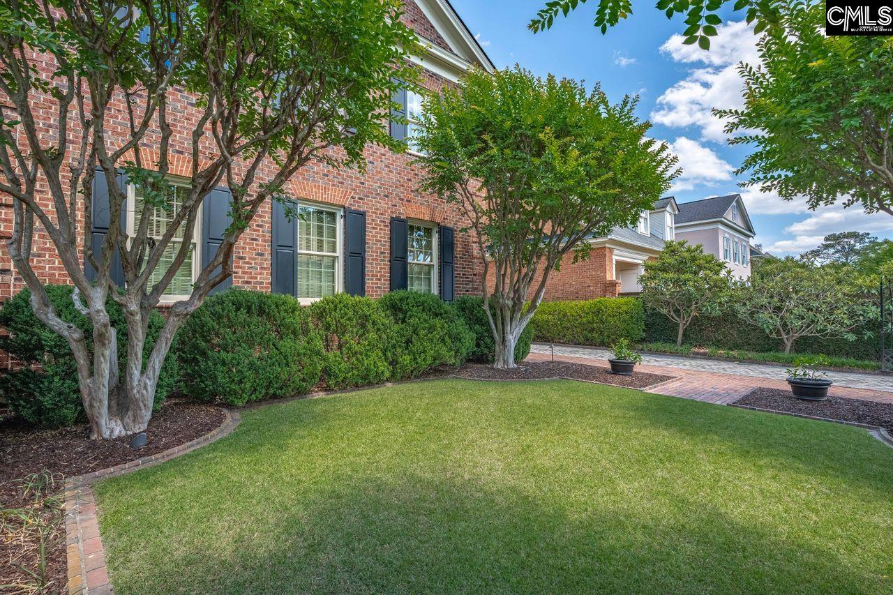 33 Lakeview Circle Columbia, SC 29206