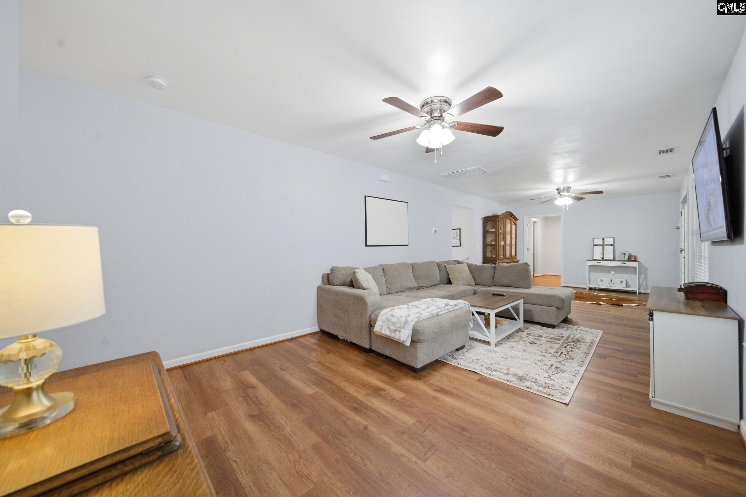 2503 Broad Street Leesville, SC 29070