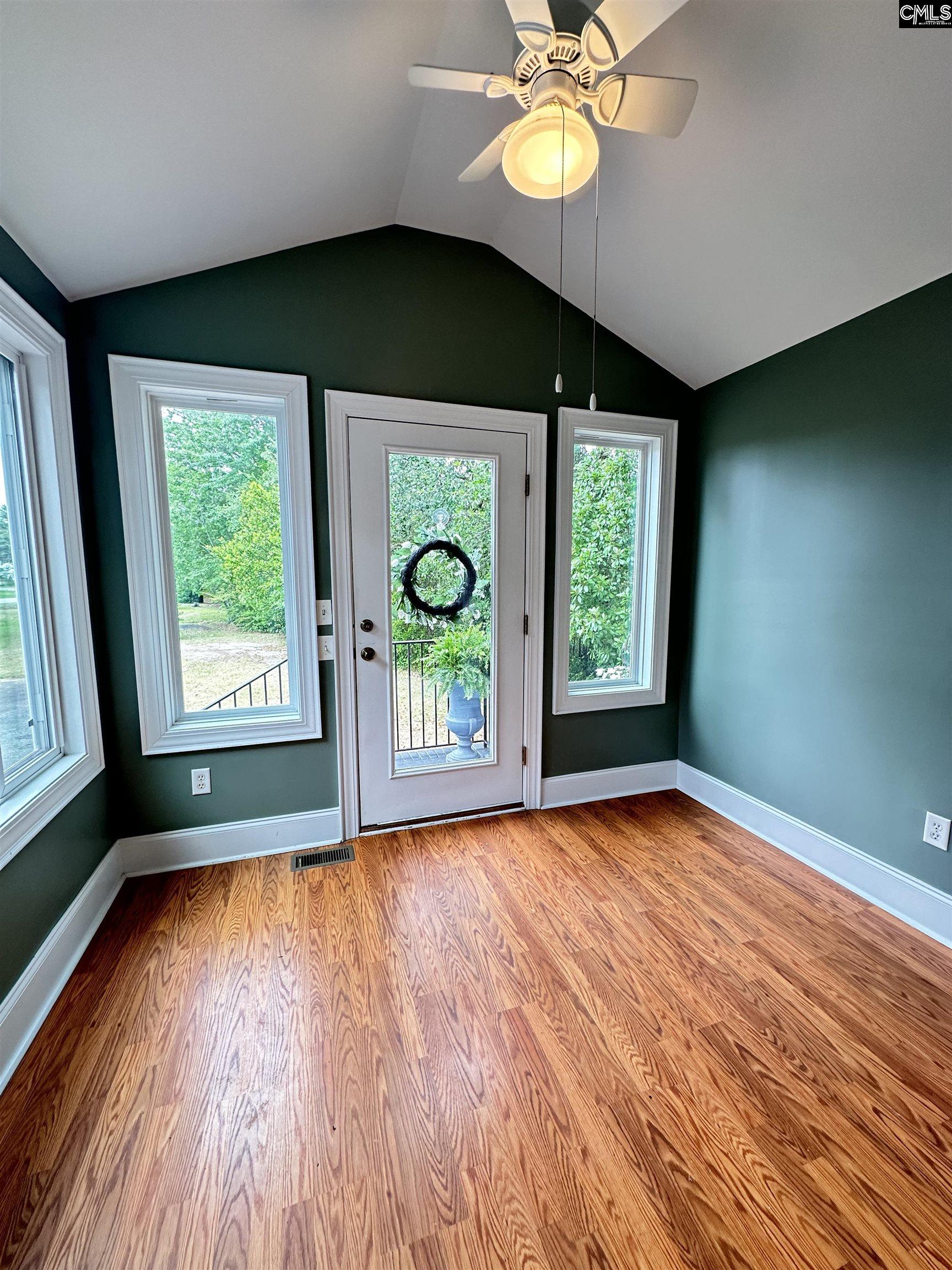 476 Brooks Avenue West Columbia, SC 29169