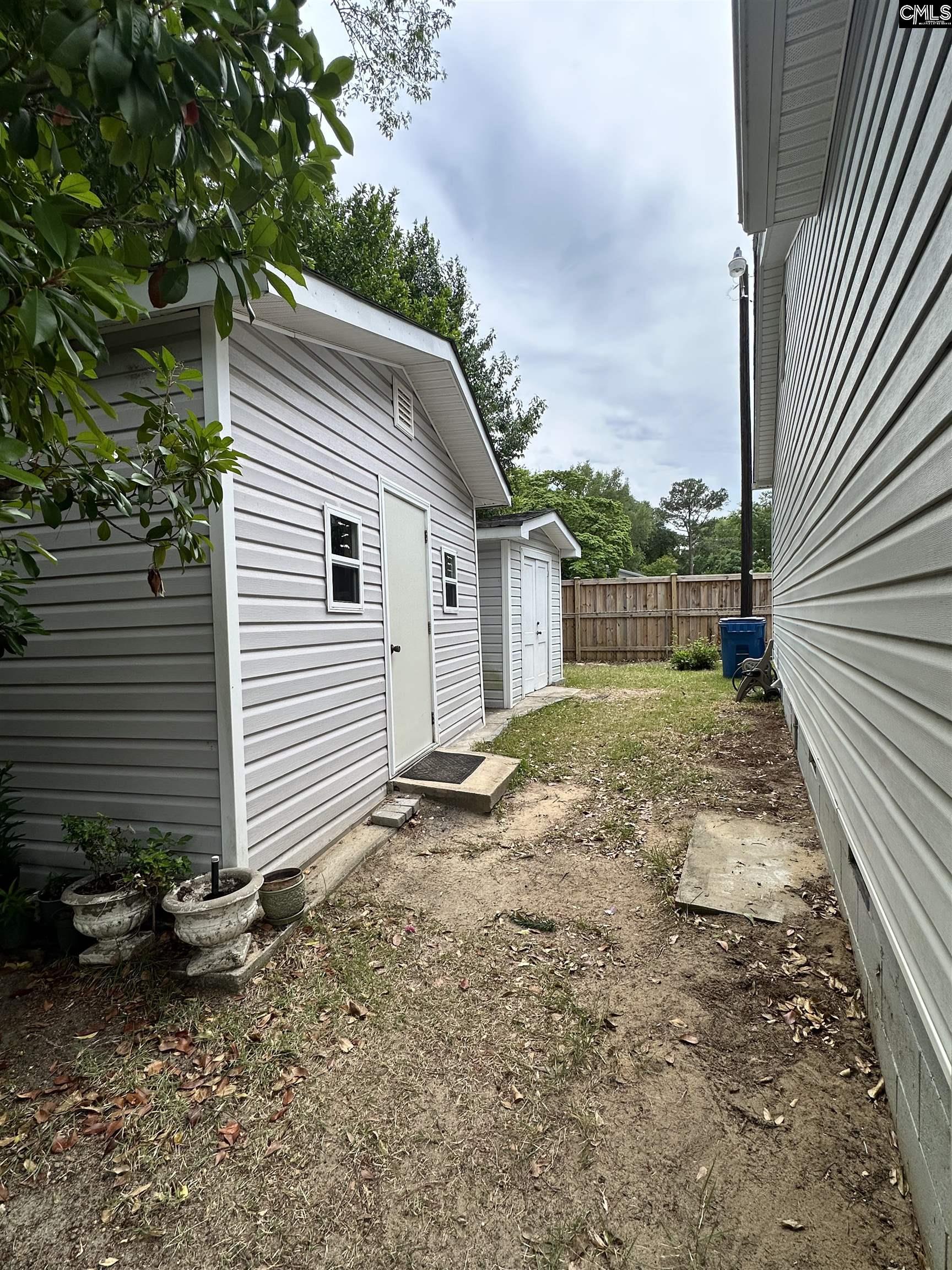 476 Brooks Avenue West Columbia, SC 29169