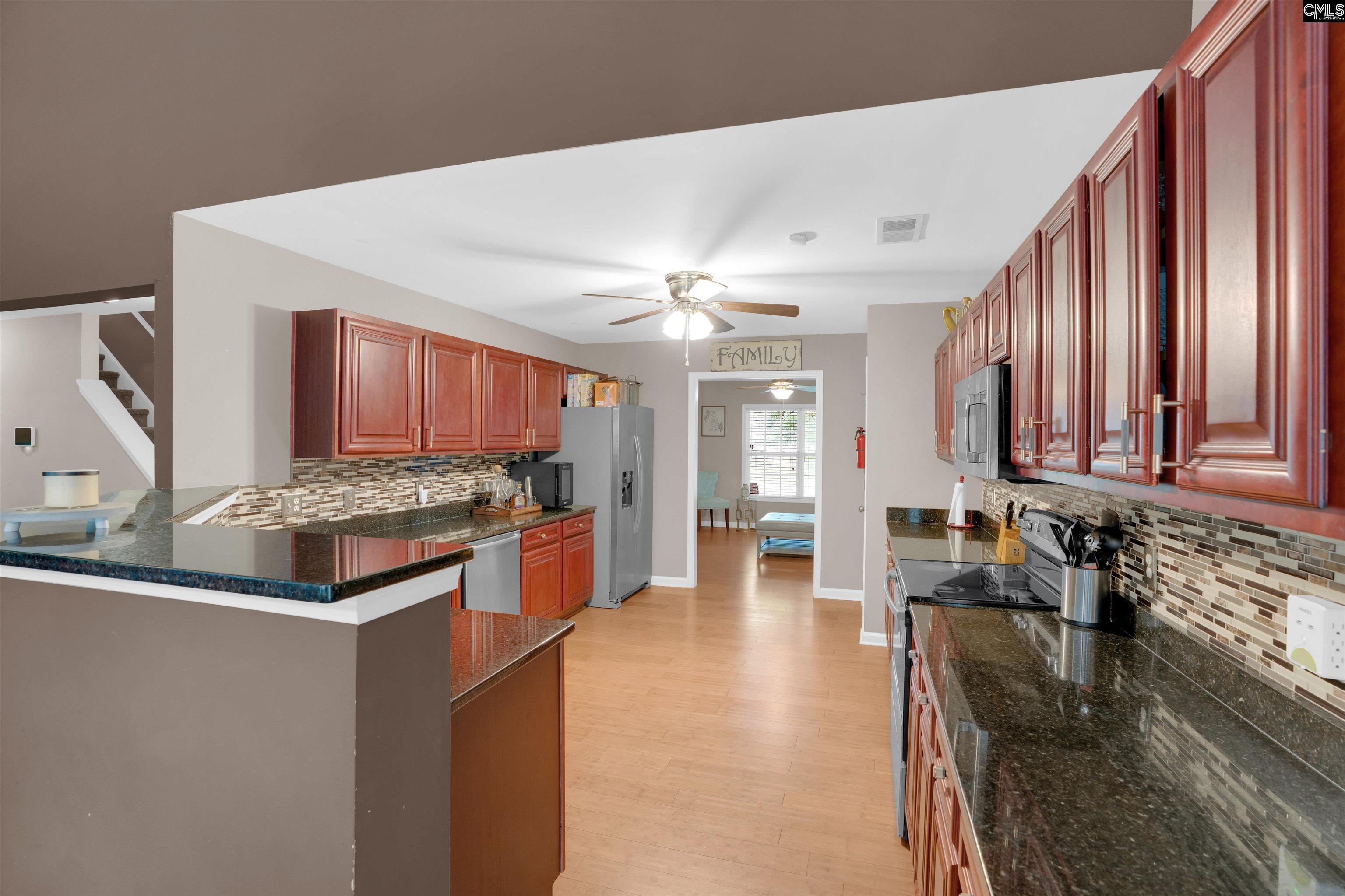 946 Farnsworth Drive Hopkins, SC 29061
