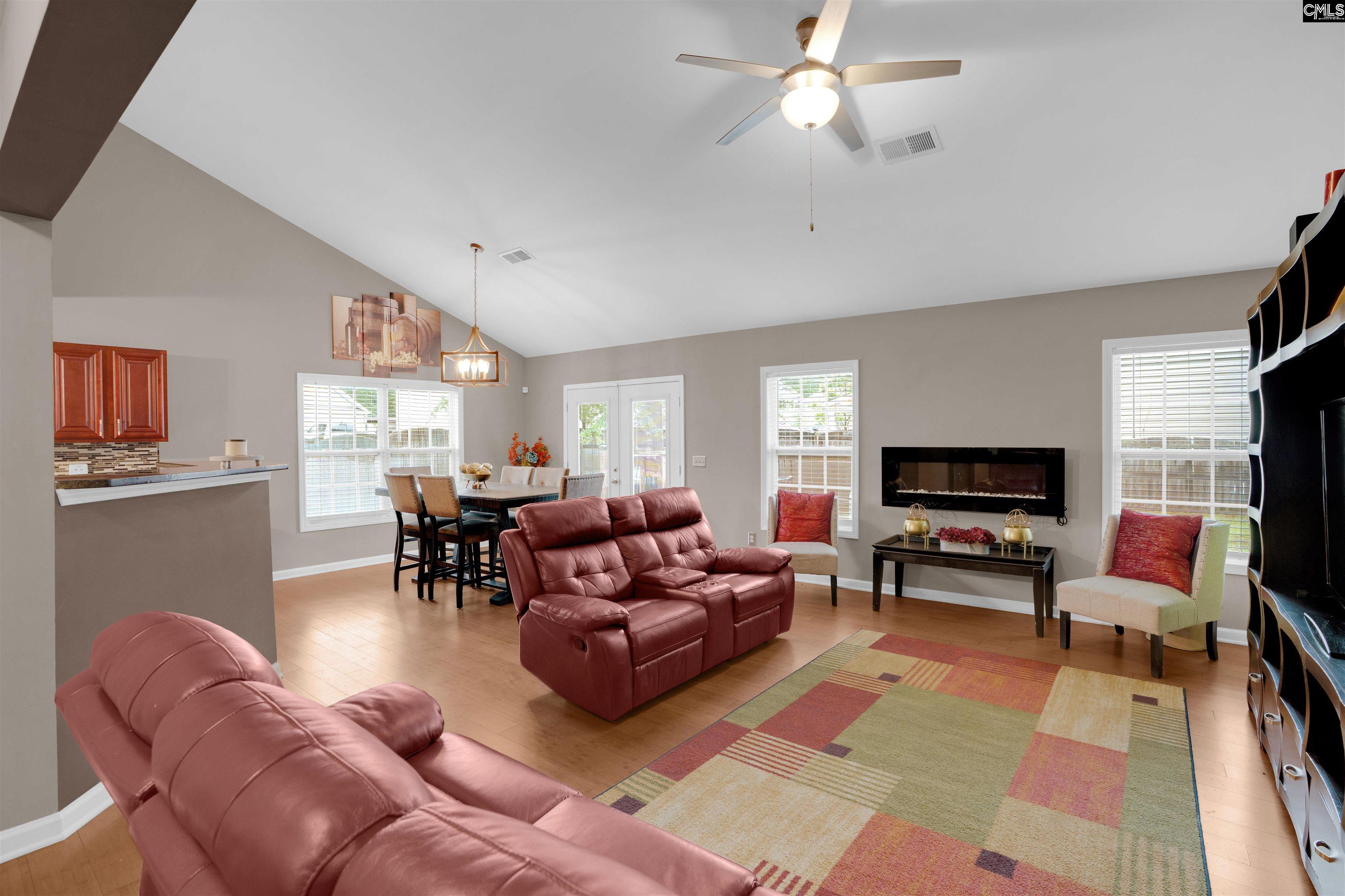 946 Farnsworth Drive Hopkins, SC 29061