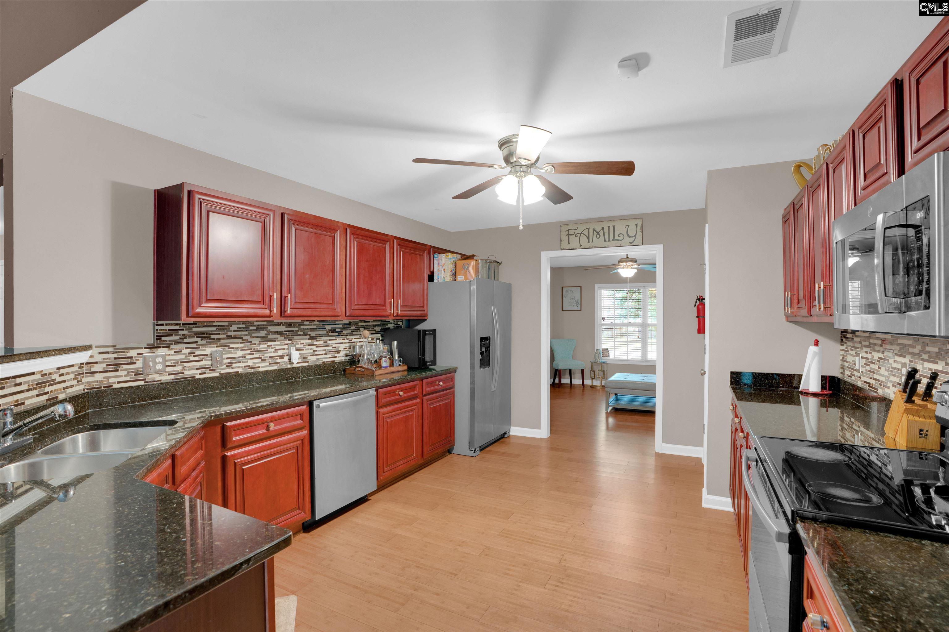 946 Farnsworth Drive Hopkins, SC 29061