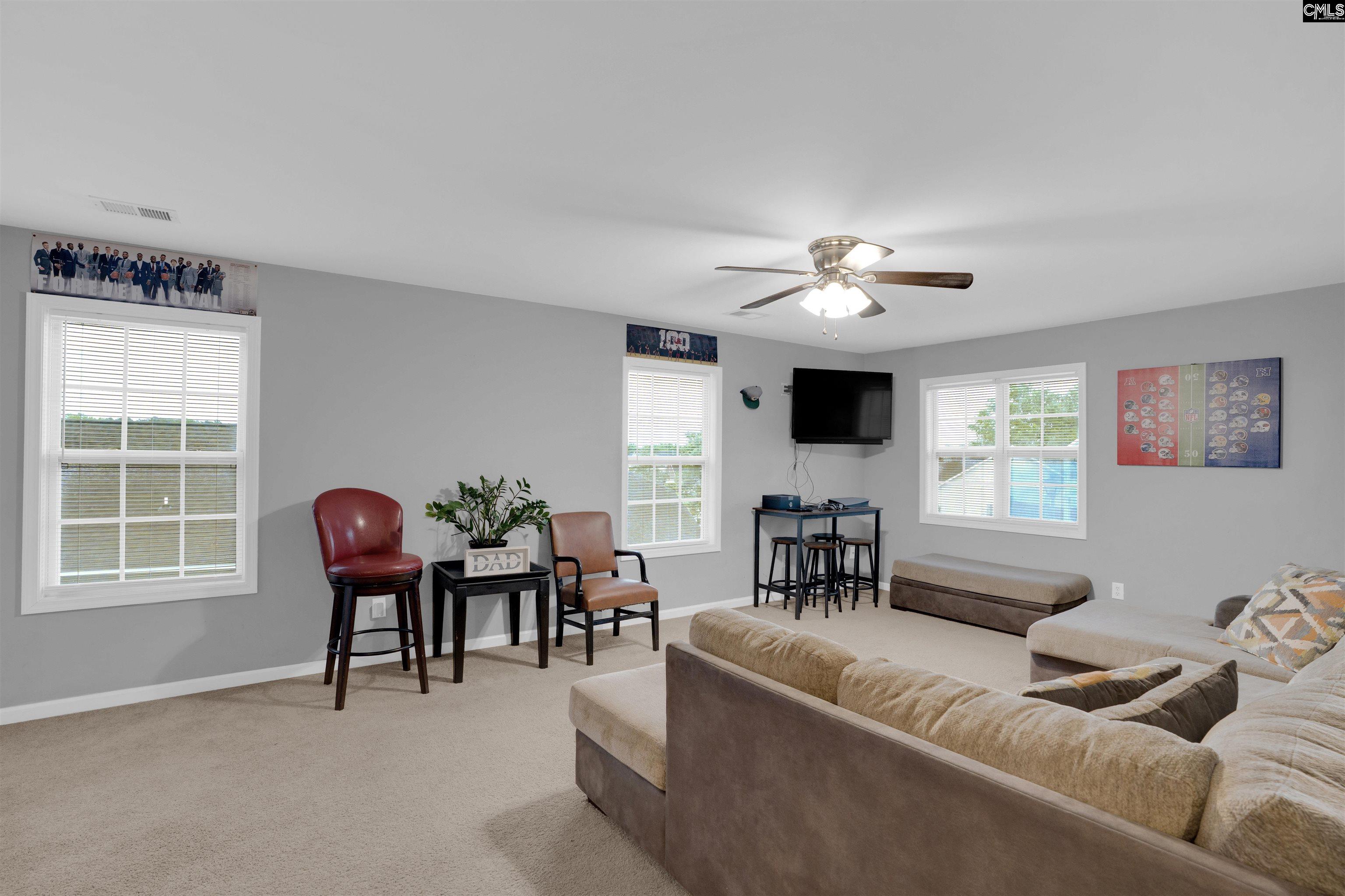 946 Farnsworth Drive Hopkins, SC 29061