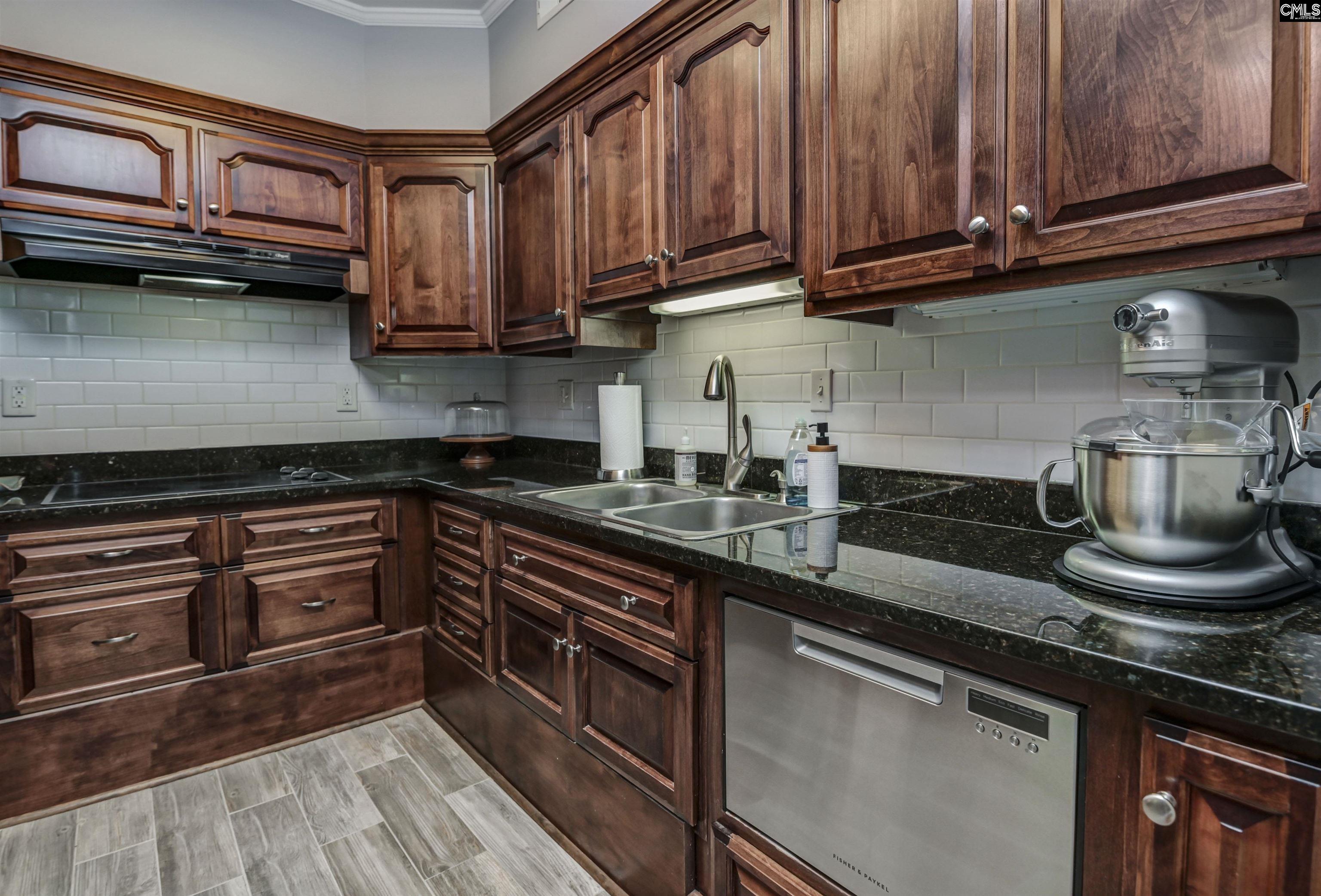 619 King Columbia, SC 29205