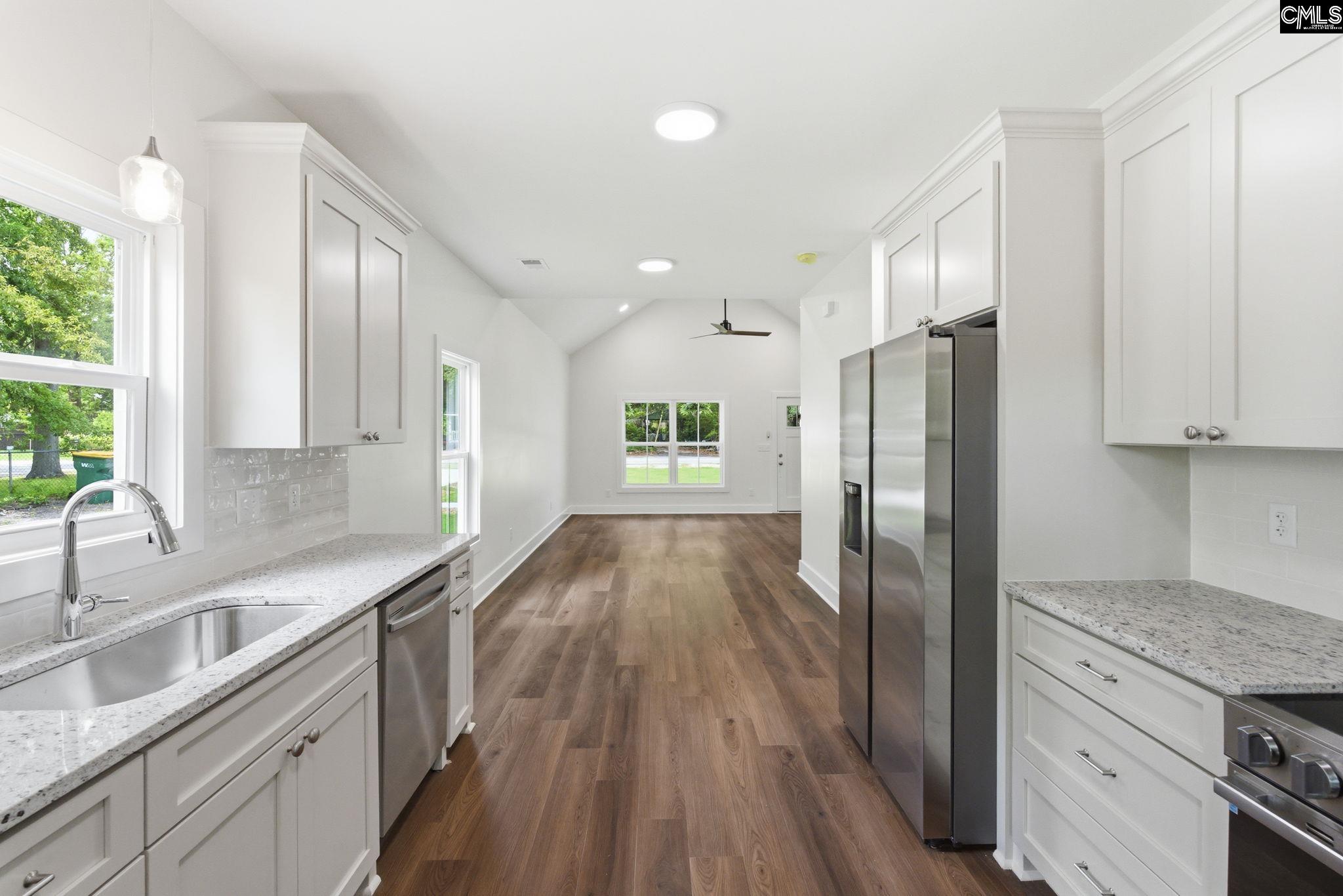 125 S East Avenue Leesville, SC 29070
