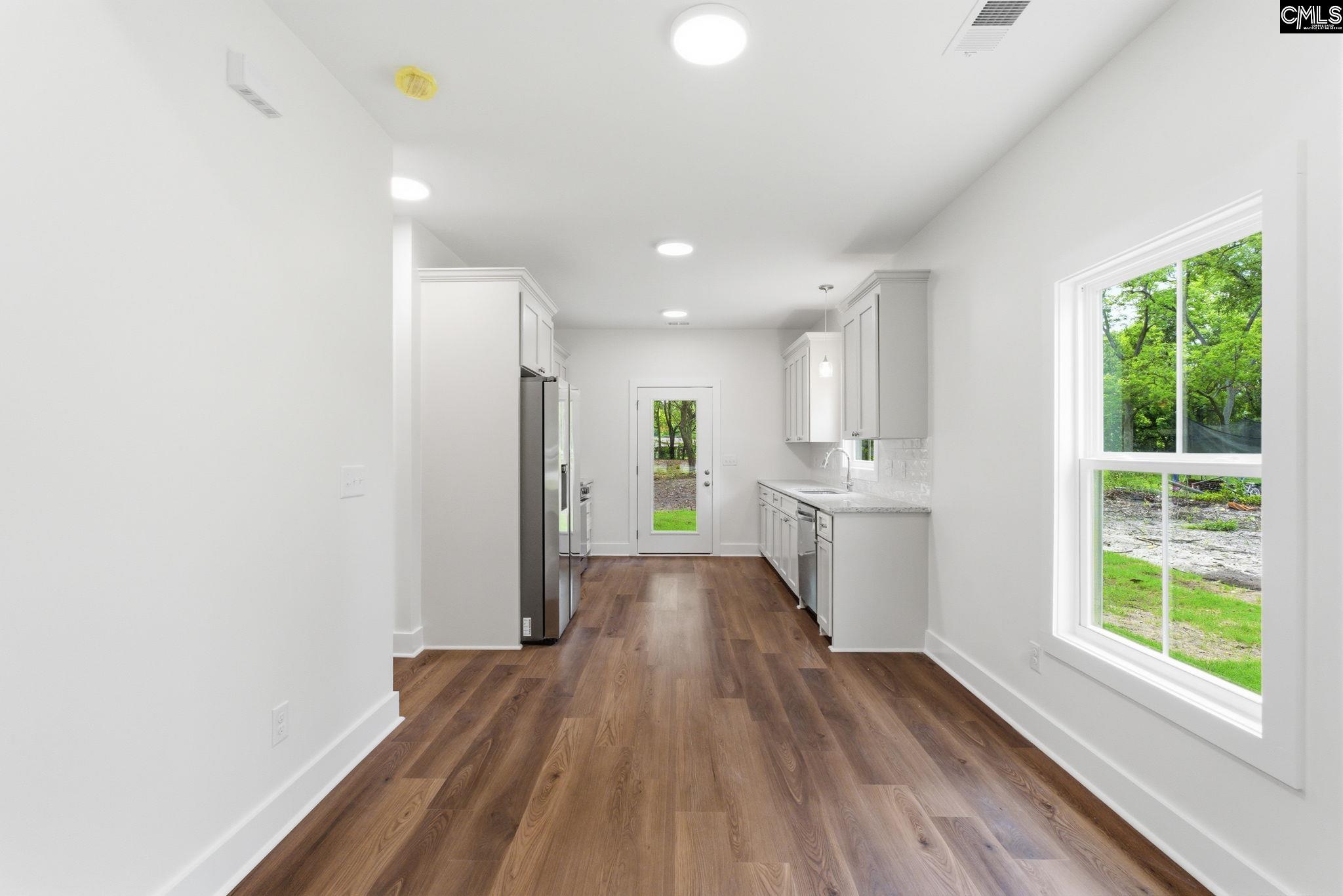125 S East Avenue Leesville, SC 29070