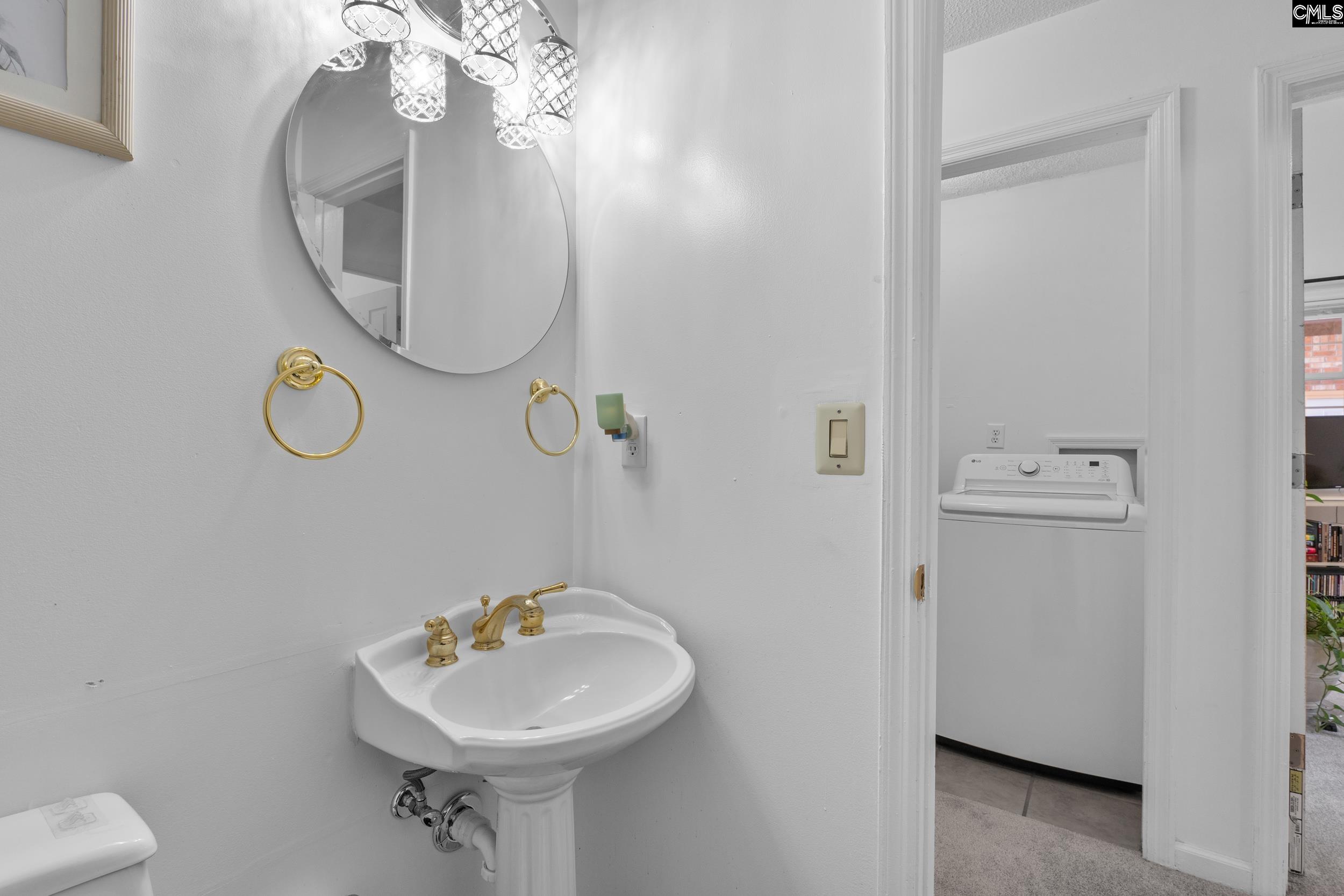 424 Folkstone Road Columbia, SC 29223-5052
