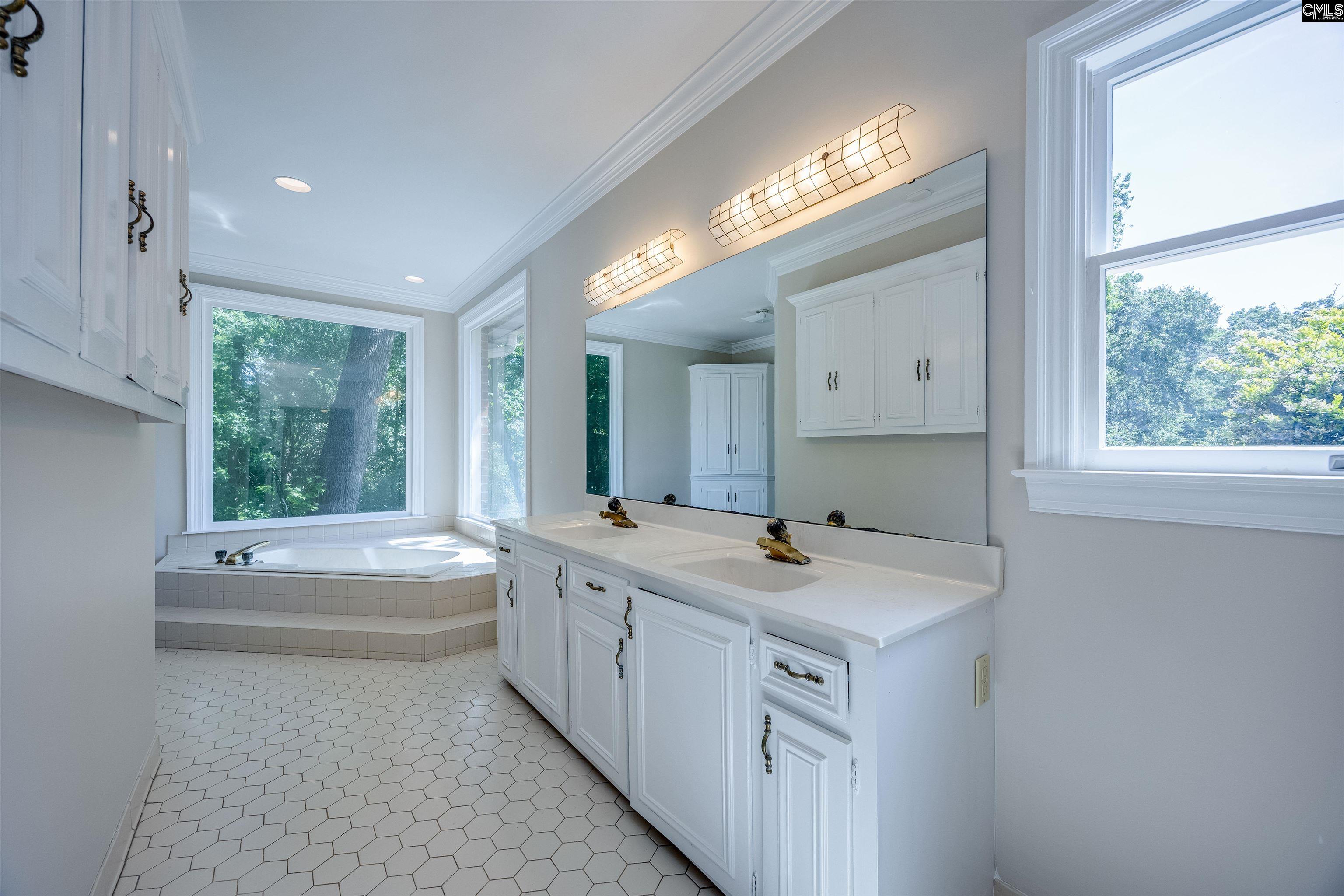 128 Holly Ridge Lane West Columbia, SC 29169