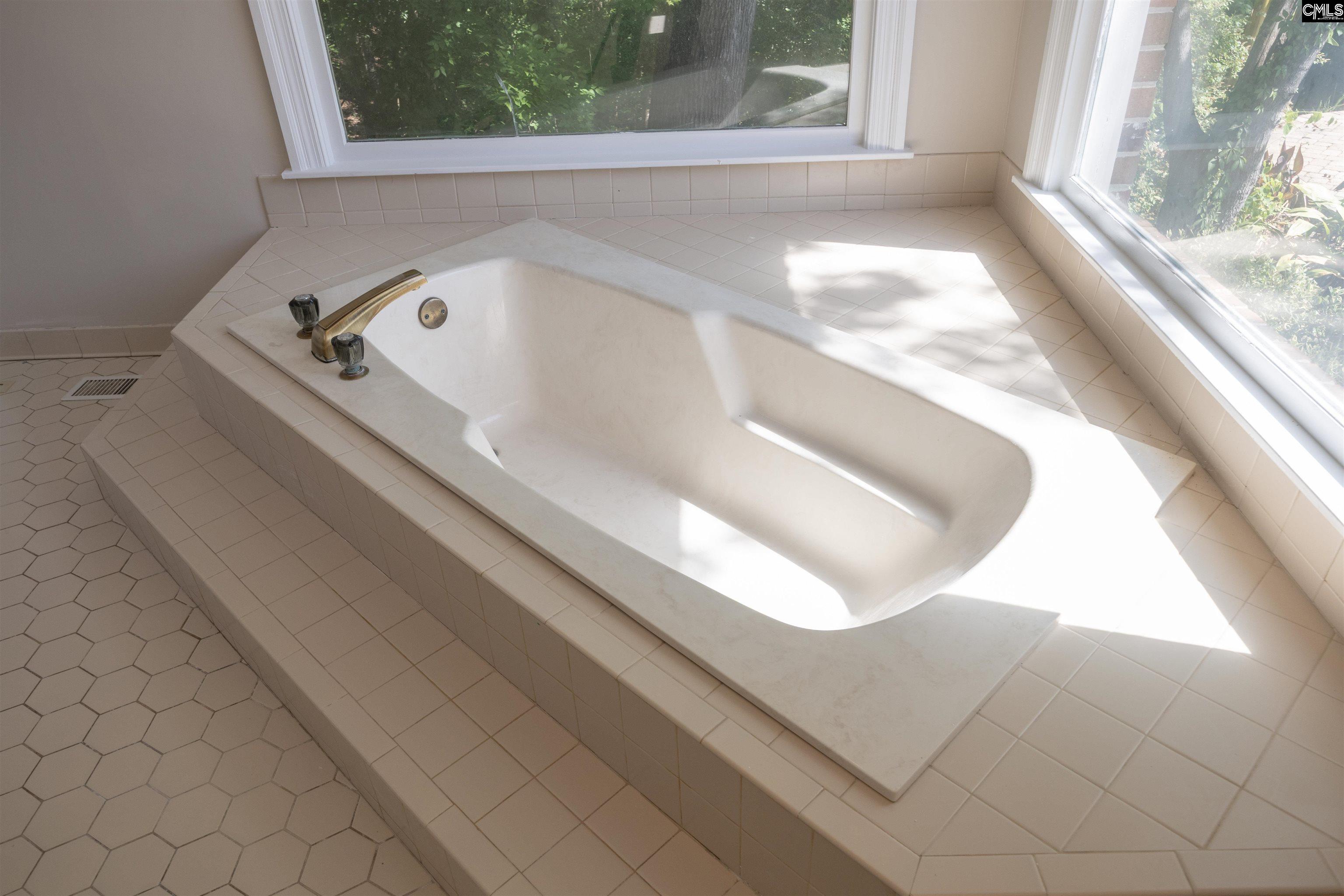 128 Holly Ridge Lane West Columbia, SC 29169