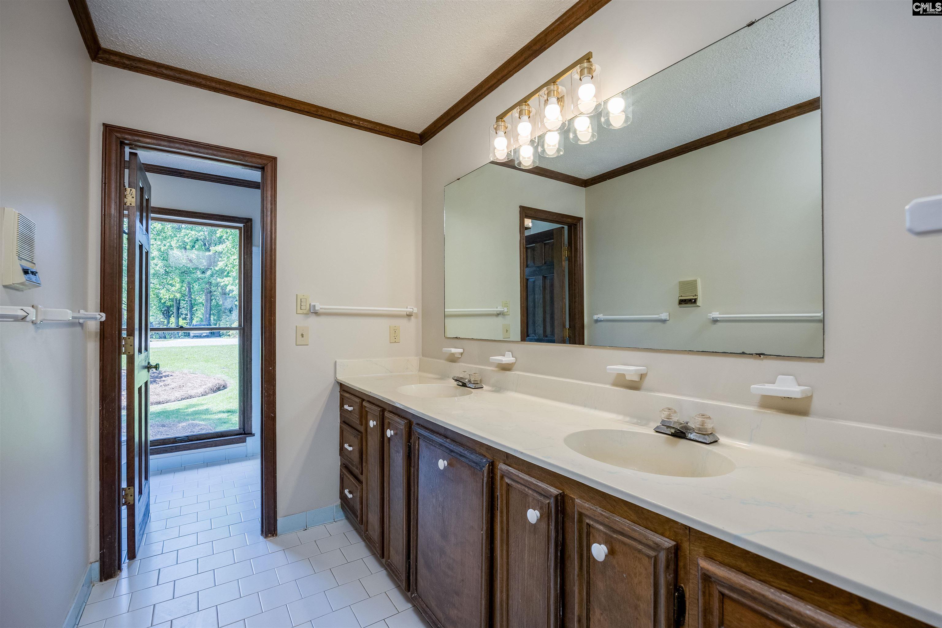 128 Holly Ridge Lane West Columbia, SC 29169