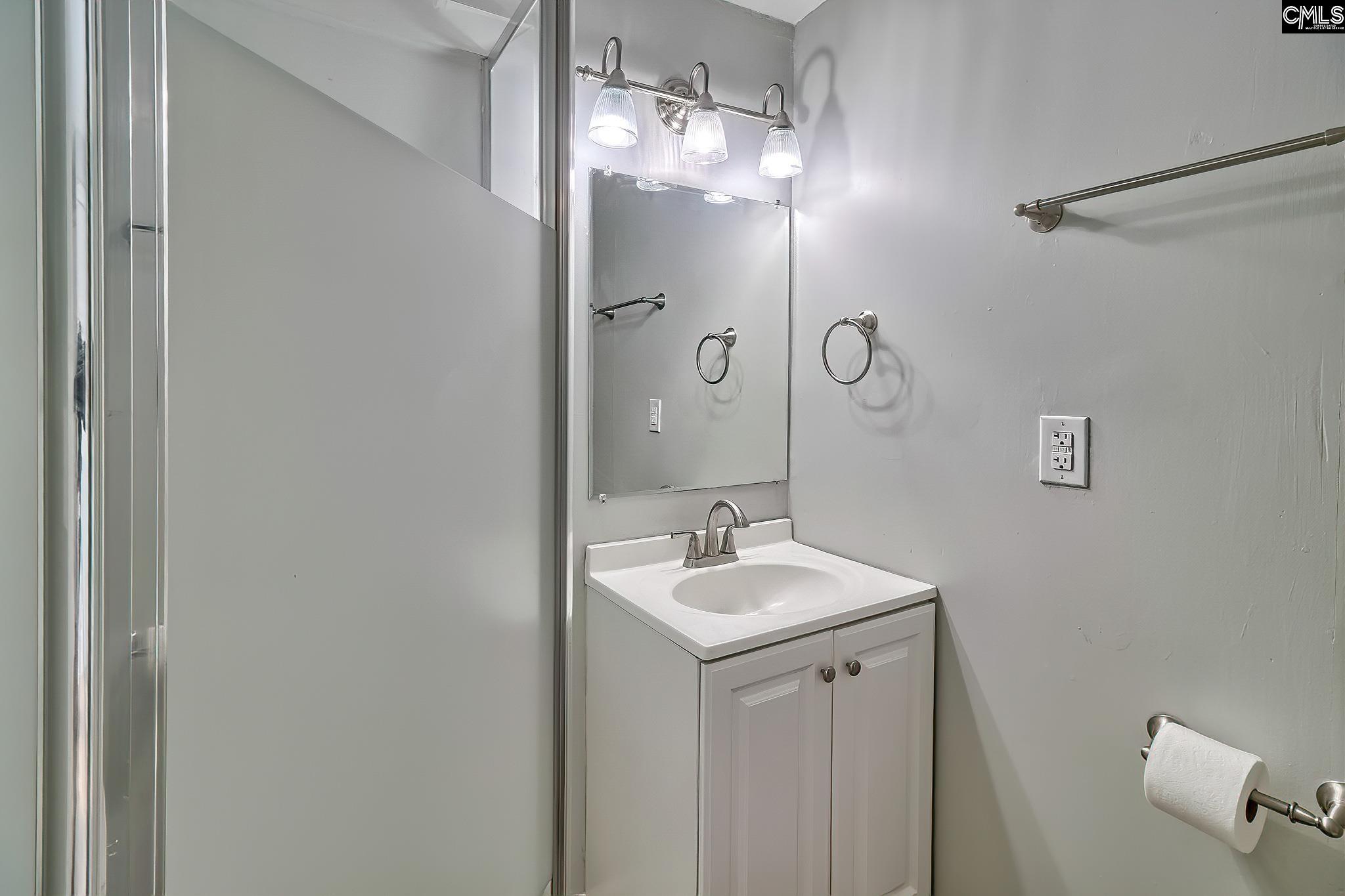 7611 Stephen Street Columbia, SC 29209